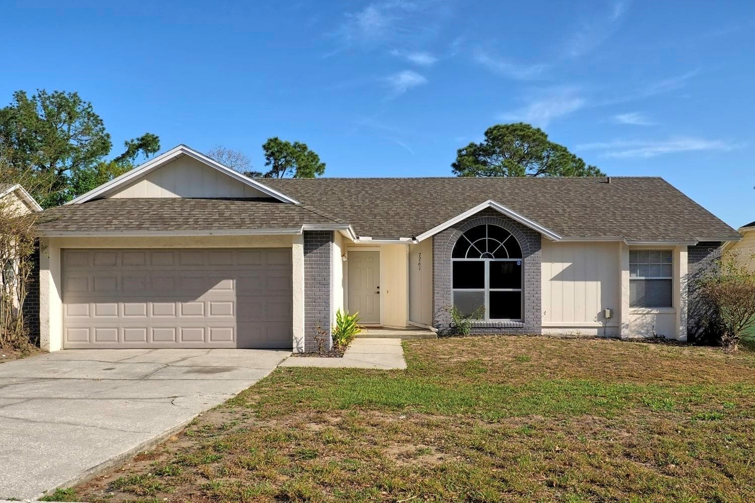7761 Bay Cedar Drive photo 01