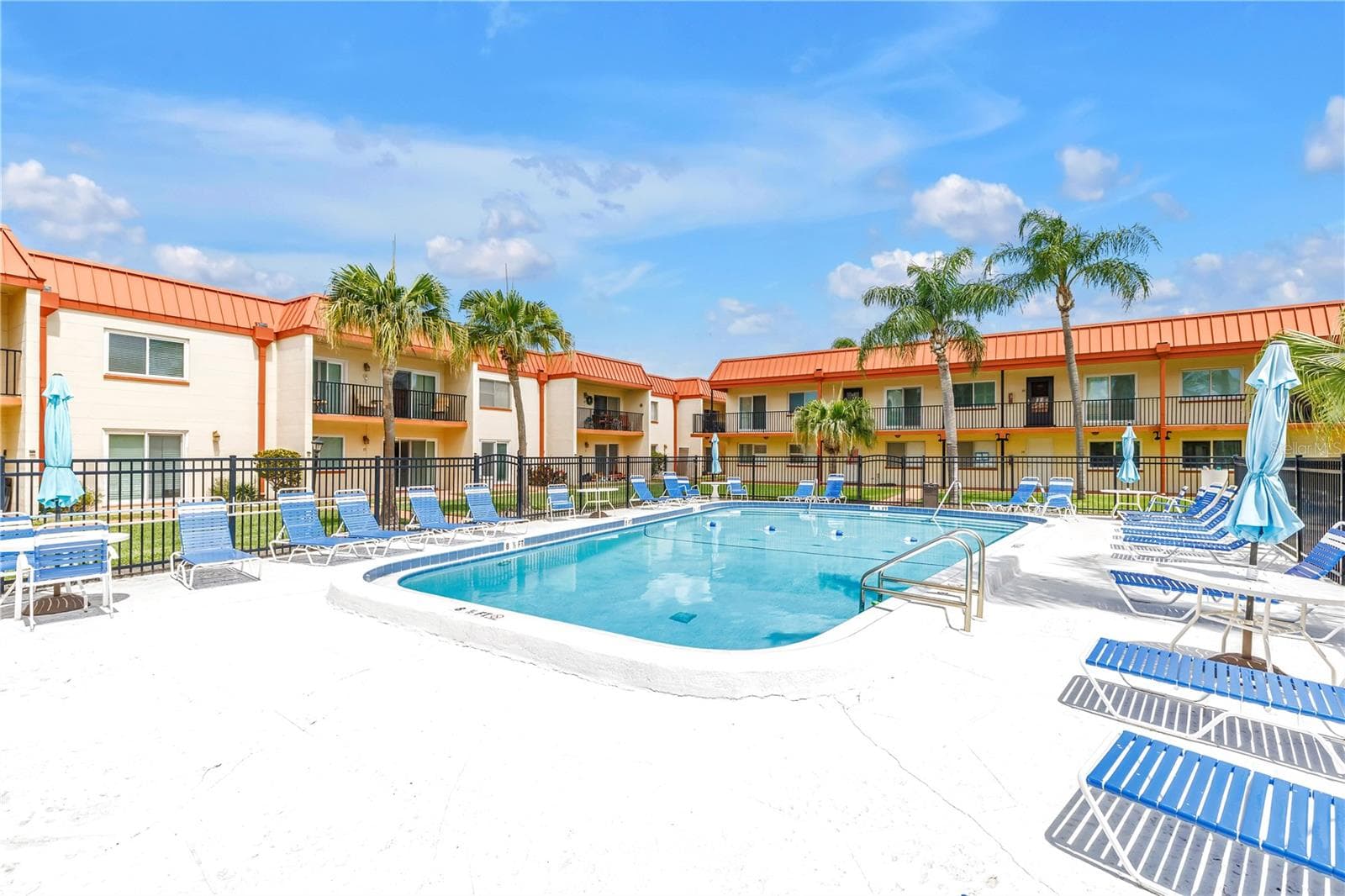 10375 Paradise Boulevard 51 photo 06