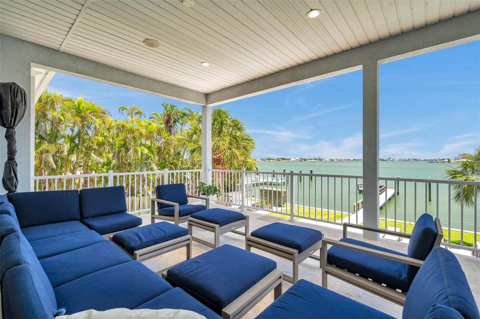 7115 Bay Street photo 06