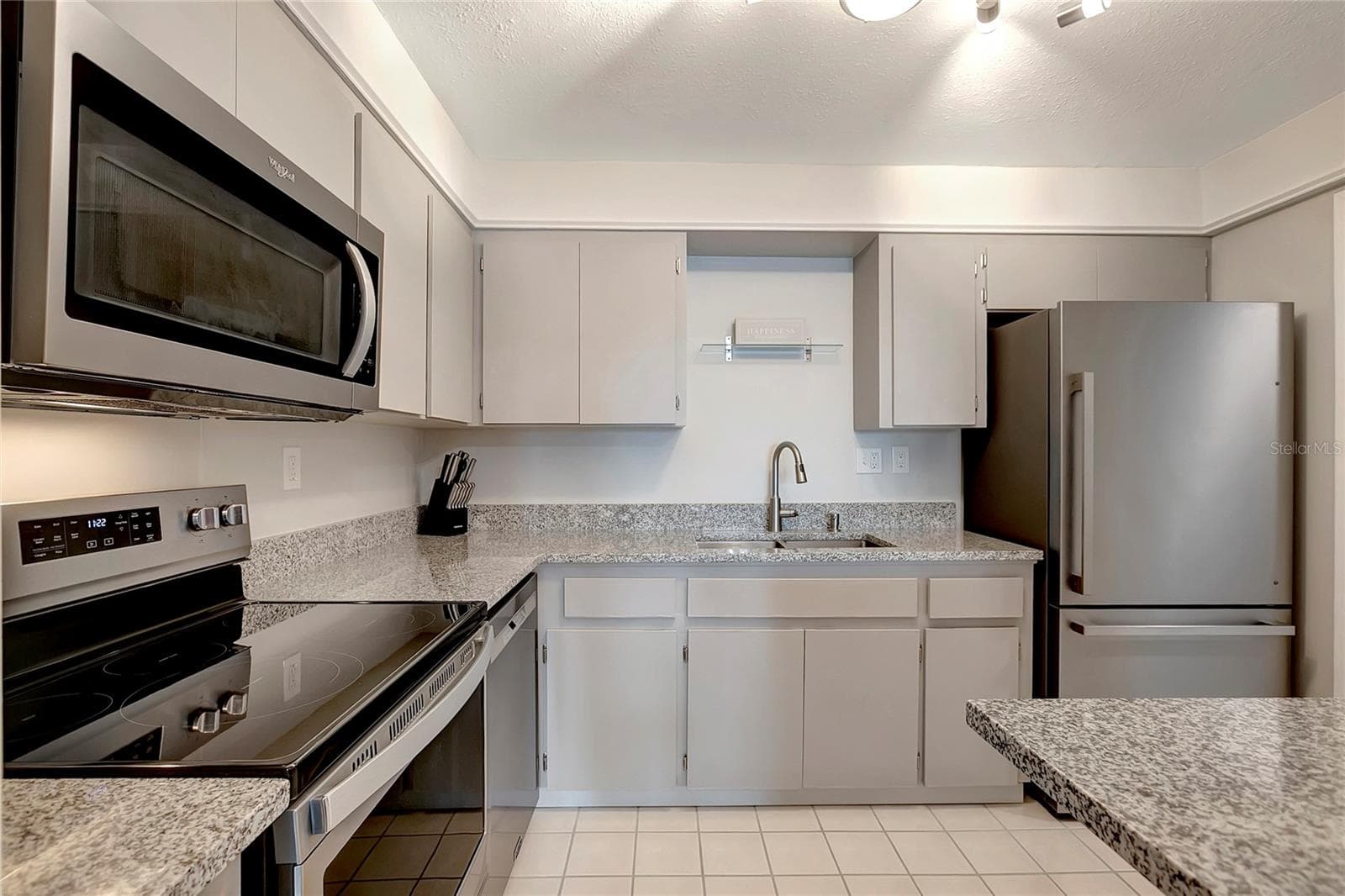 400 64th Avenue 202 photo 03