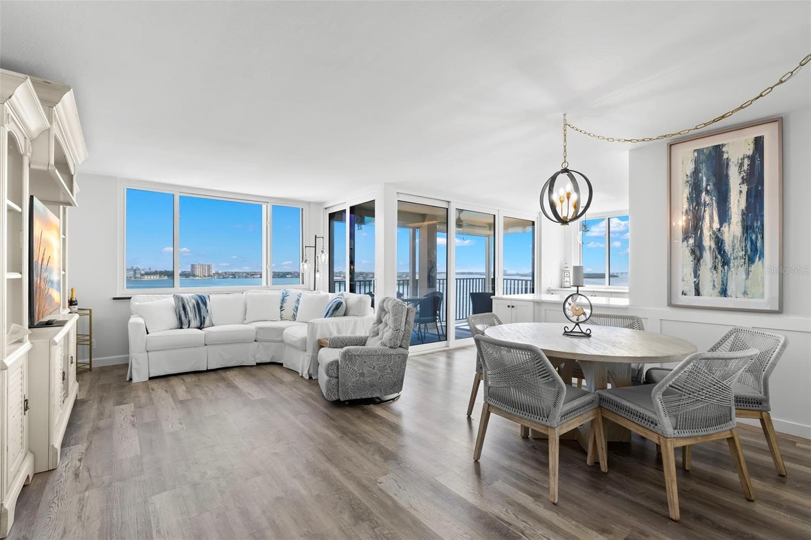 Isla Del Sol Condo waterfront community