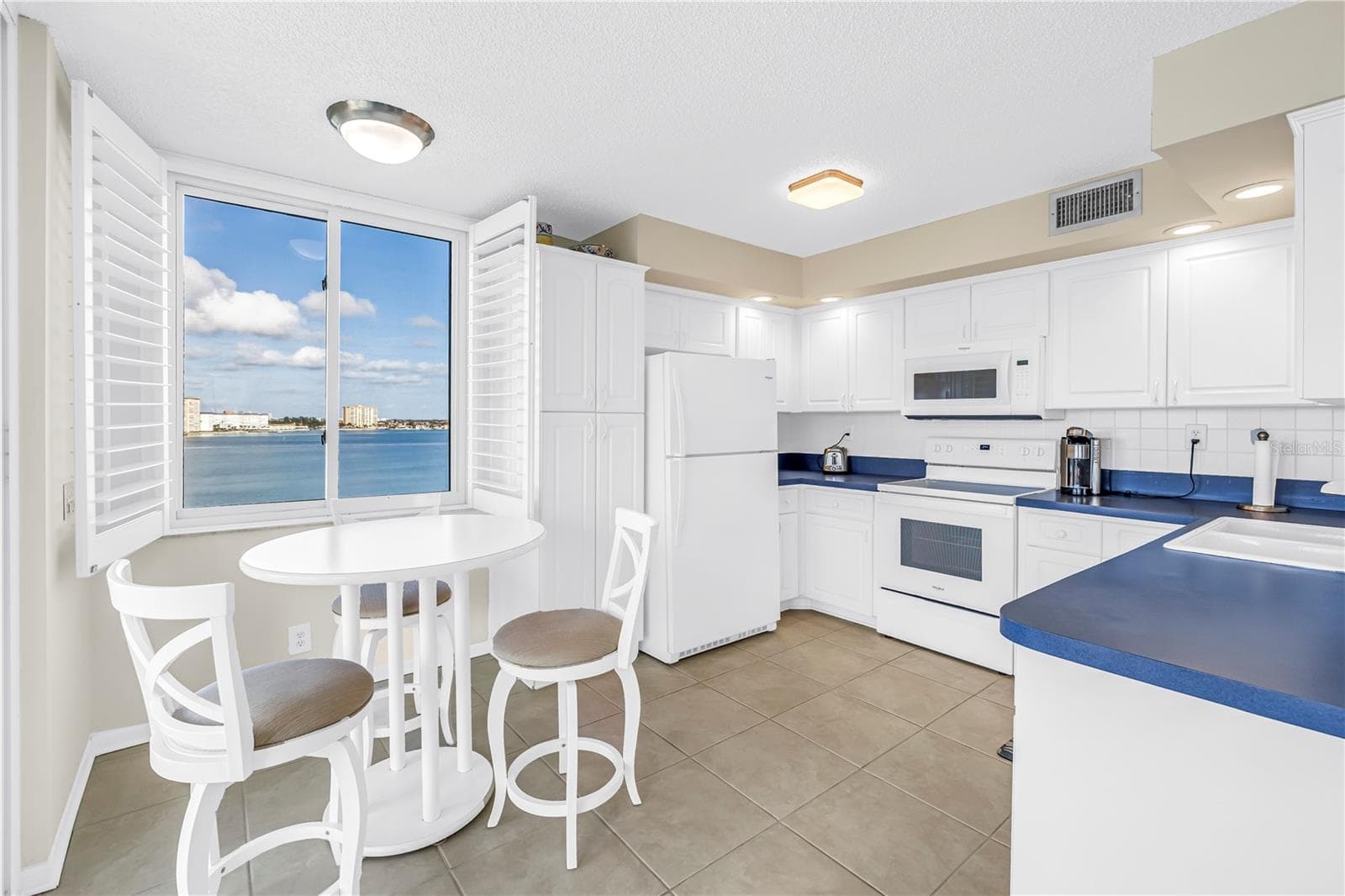 6322 Palma Del Mar Boulevard S 706 photo 07