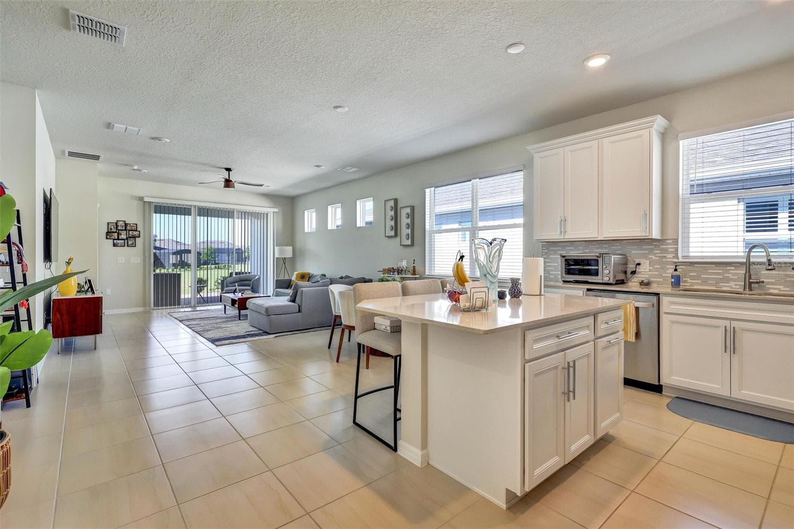 15806 Gem View St photo 06