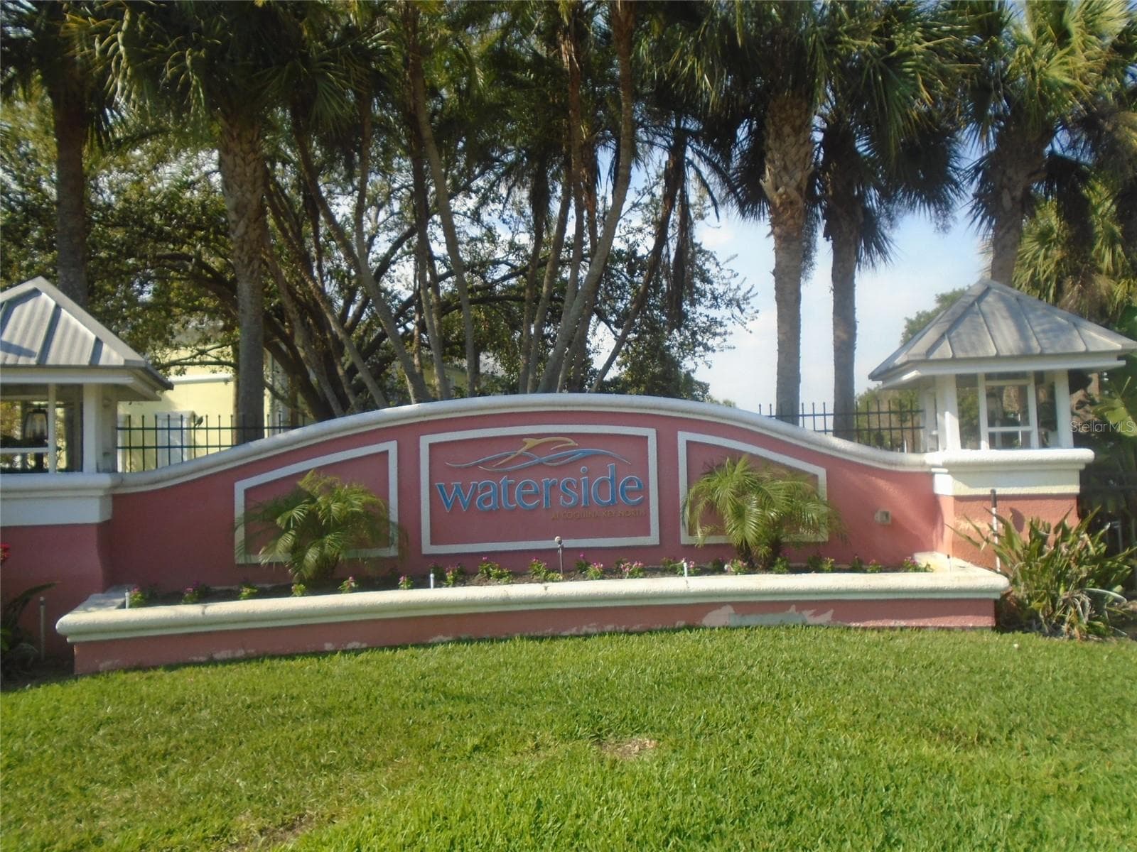 3889 Pompano Drive SE D photo 02