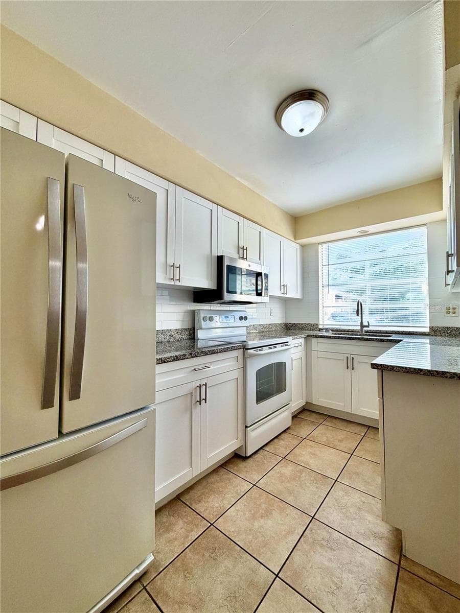 7501 Gallineta Court 7501 photo 06