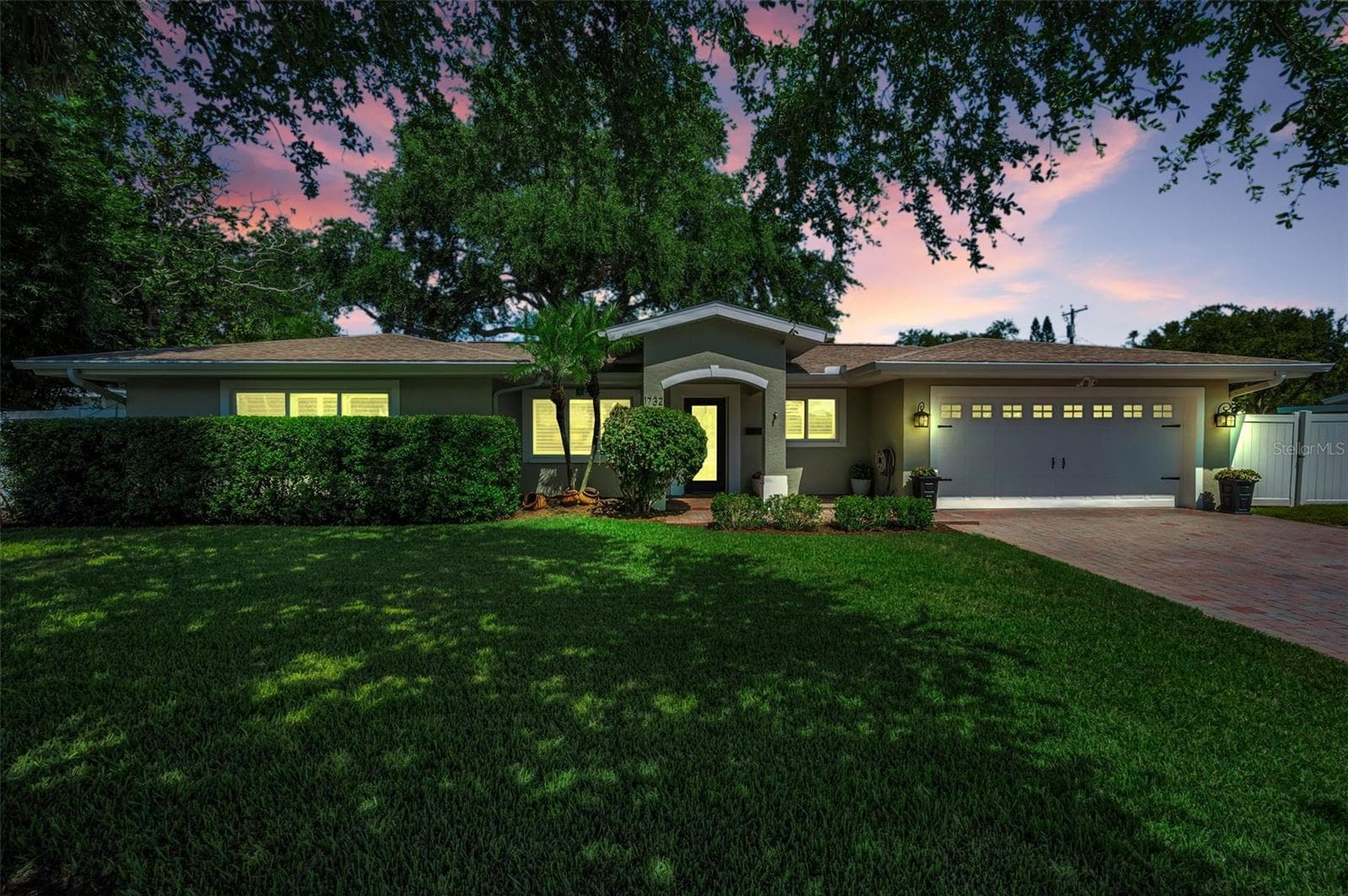 1732 Golf View Drive photo 02