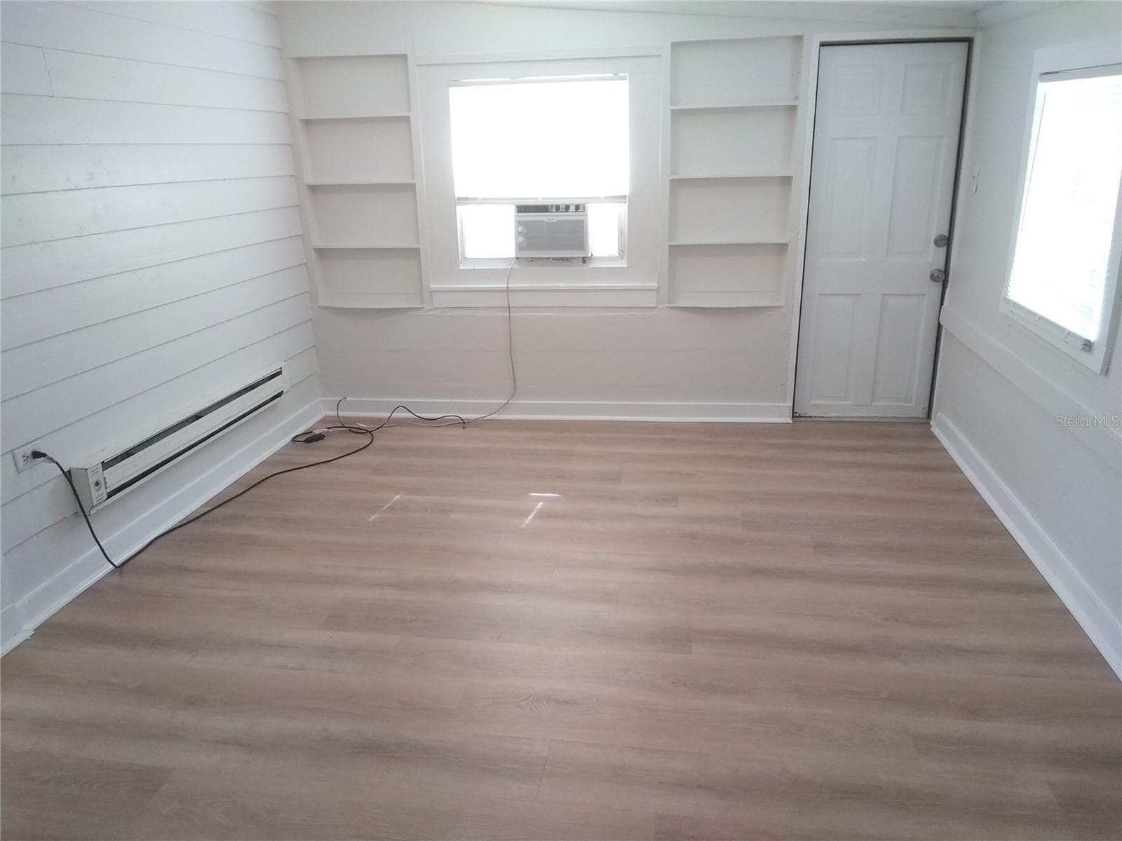 2609 4th Street S 2 photo 02