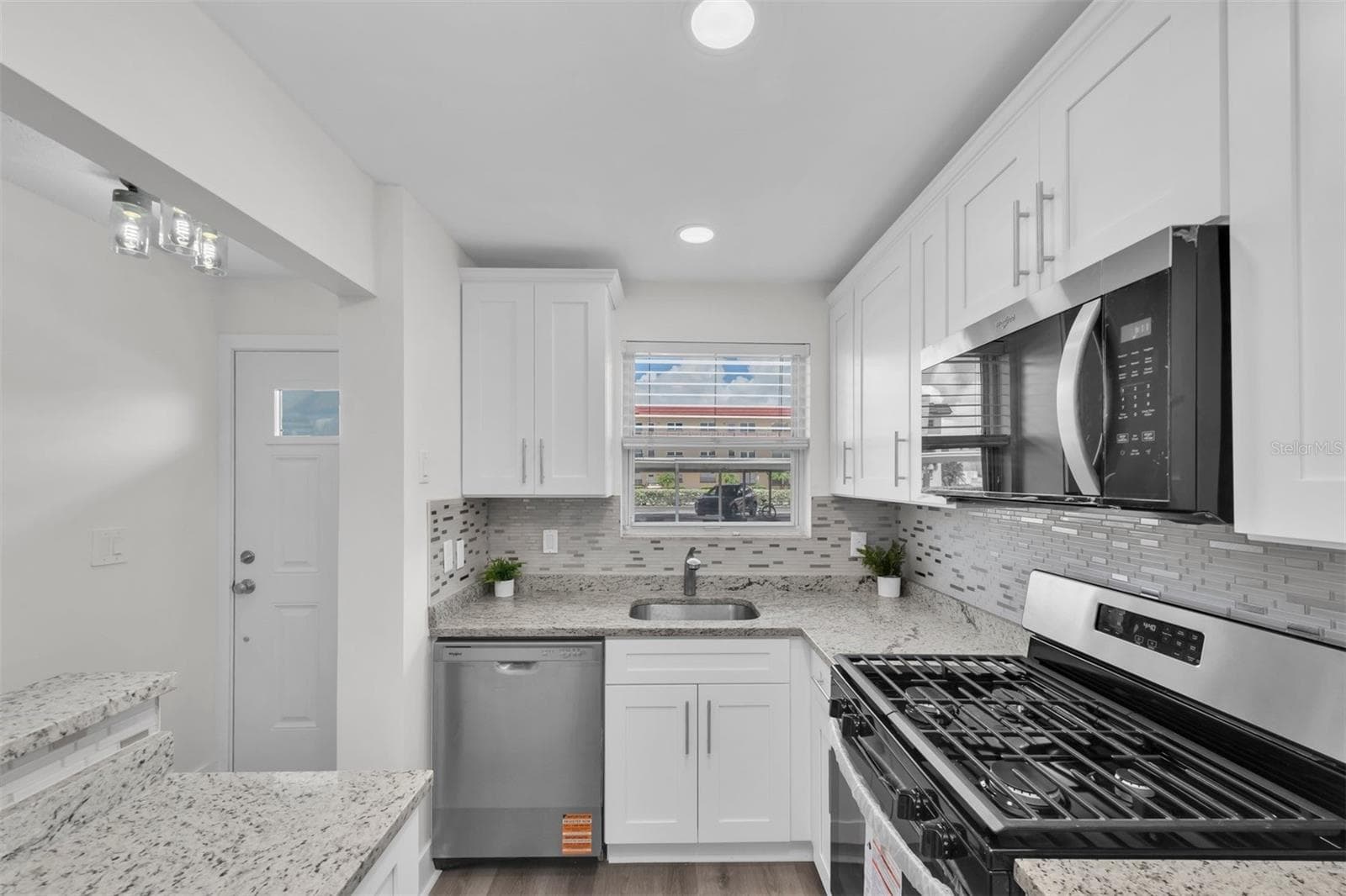 3018 59th Street S 111 photo 04