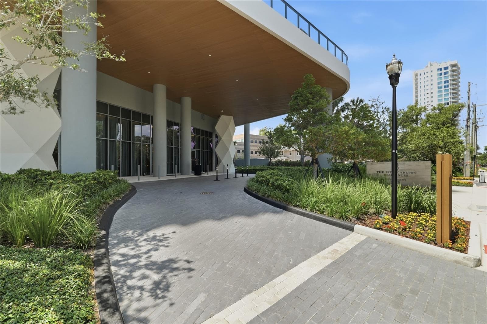3015 S Ysabella Avenue 2102 photo 03