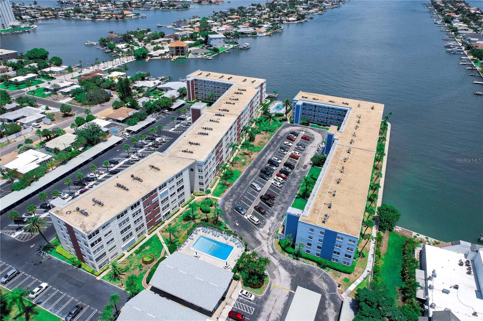 5575 Gulf Boulevard 323