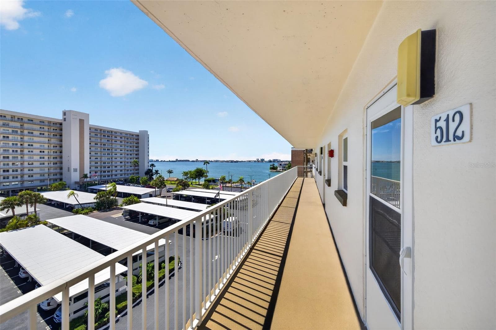 6075 Shore Boulevard S 512 photo 03