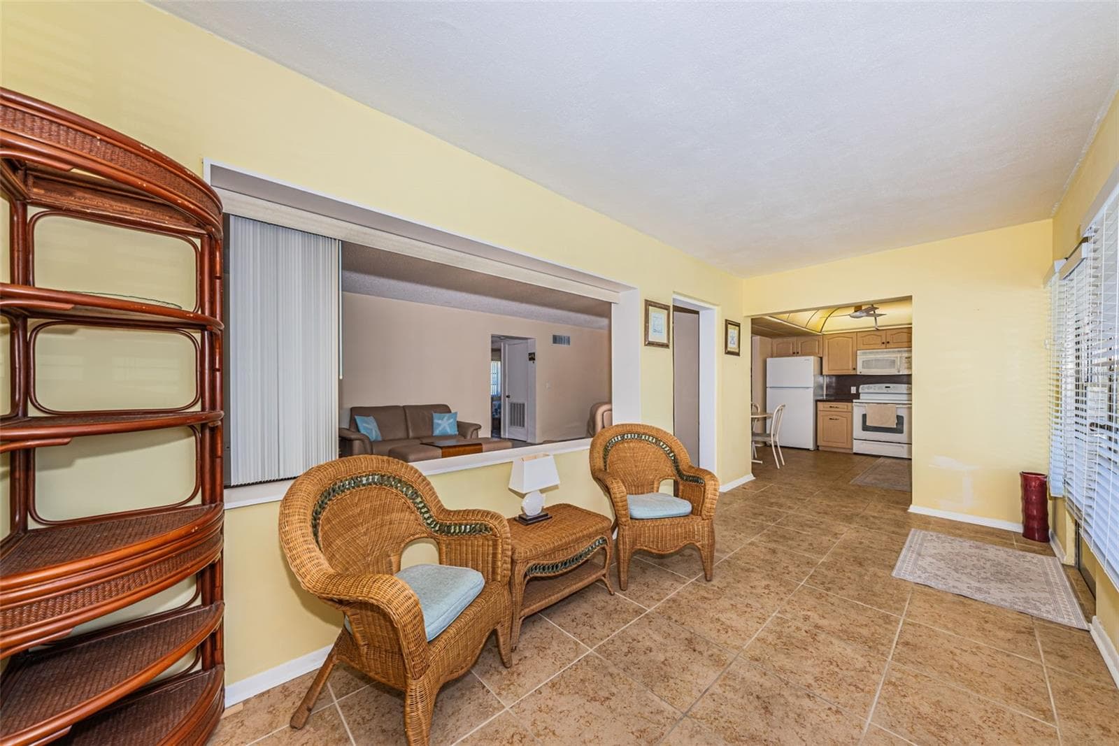 4700 Cove Circle 208 photo 02