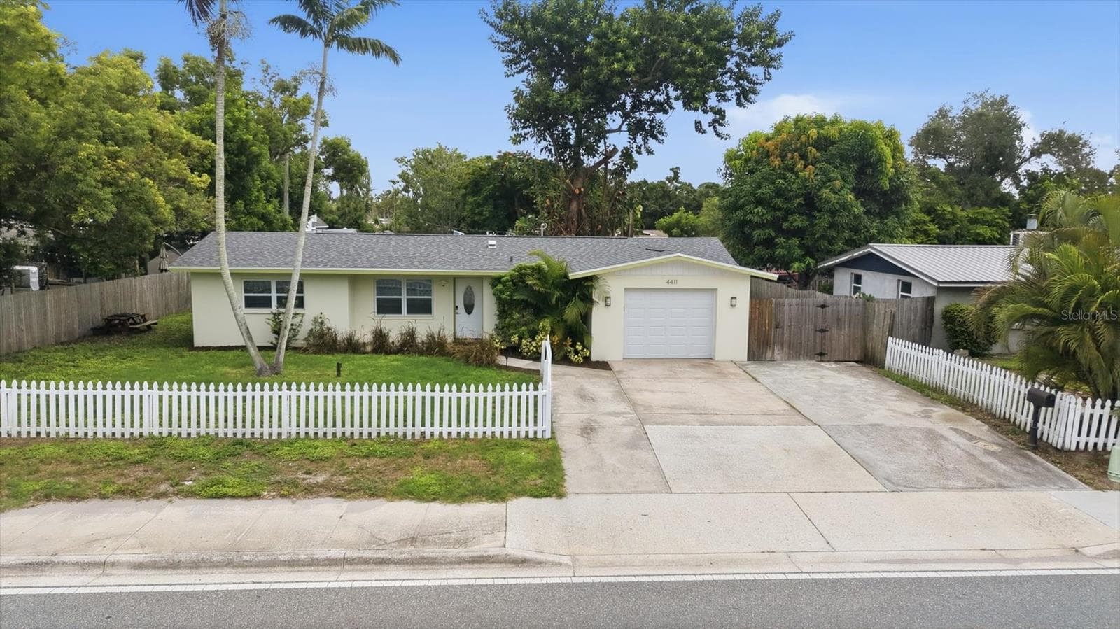 4411 Beneva Road