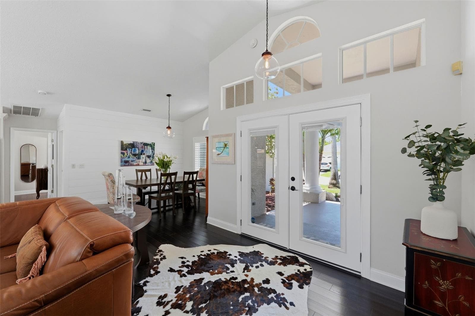 631 De Soto Drive photo 04