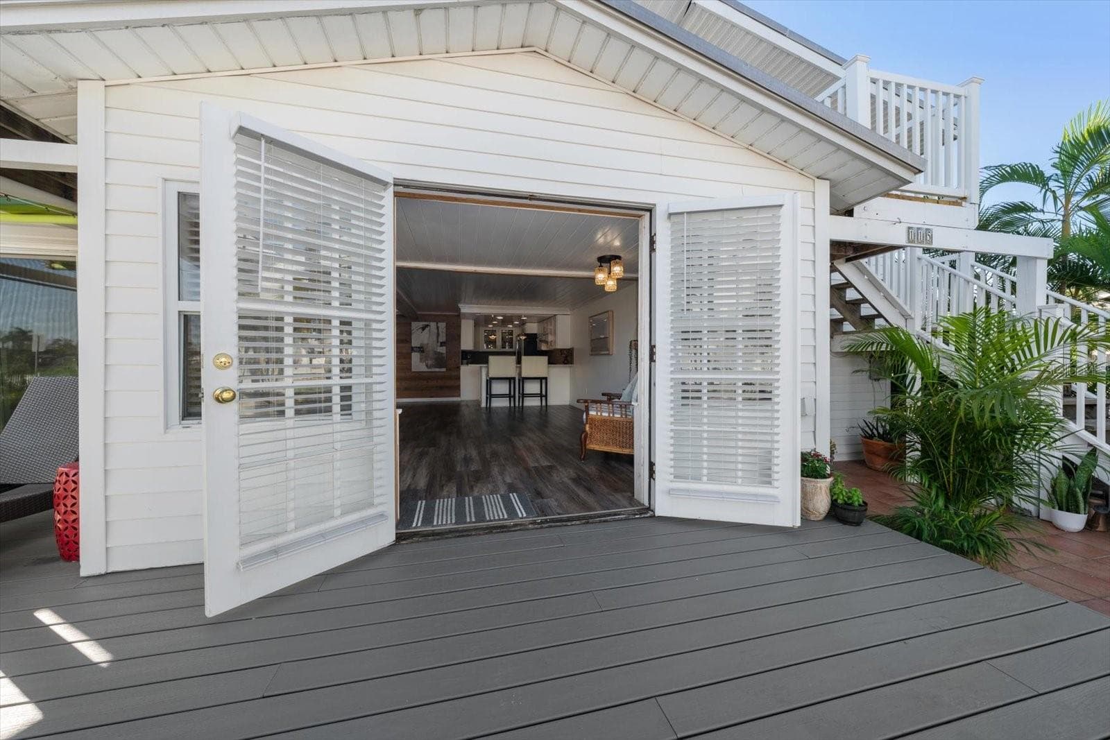 115 99th Avenue photo 03