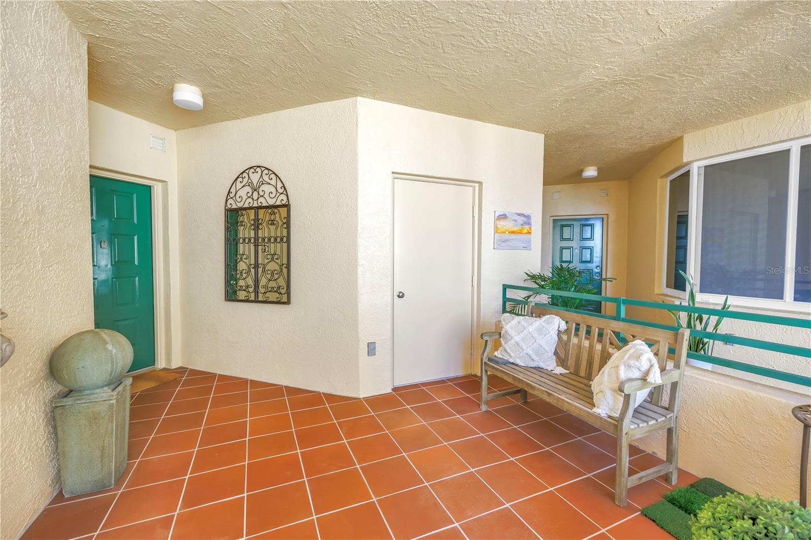 4737 Dolphin Cay Lane S 401 photo 04