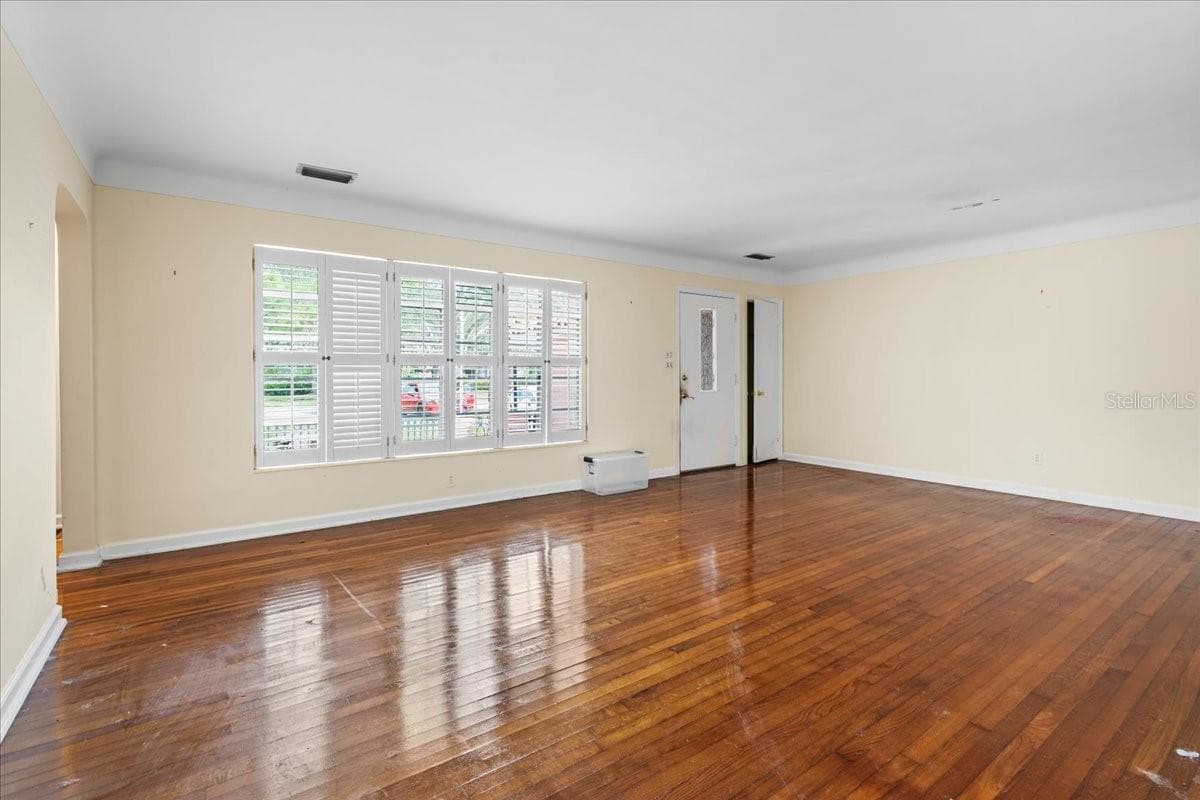 267 Snell Isle Boulevard NE photo 04
