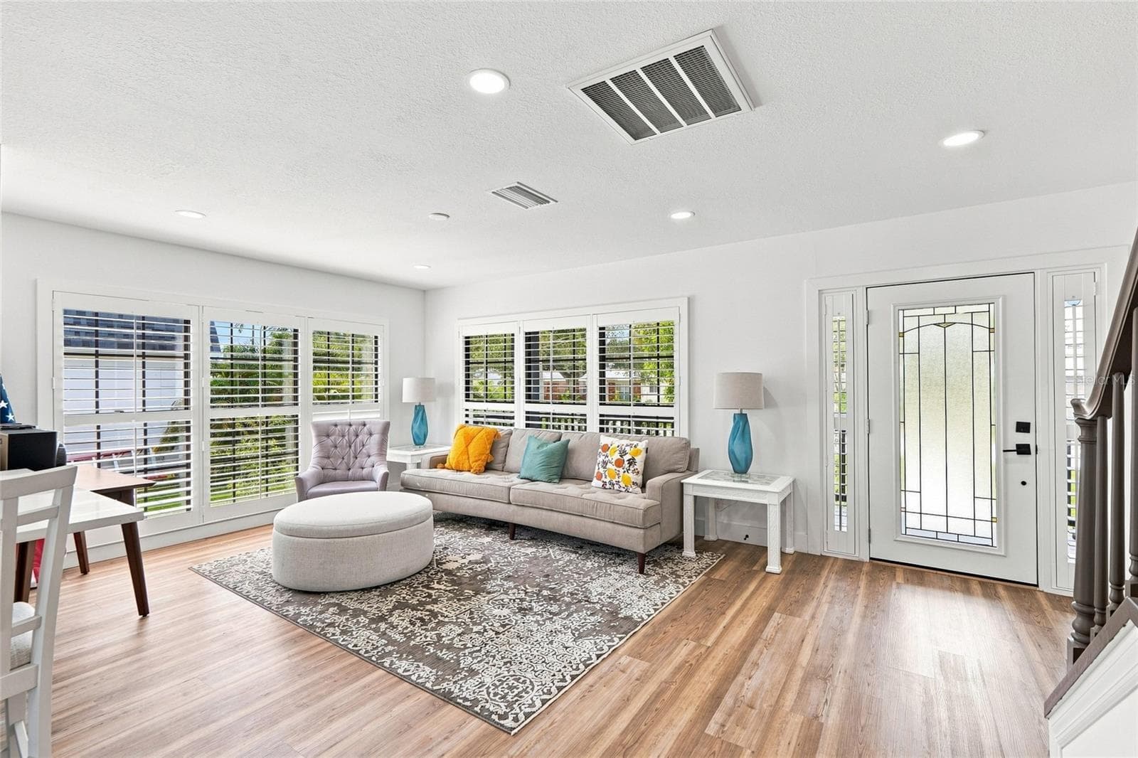 4902 W San Rafael Street photo 04