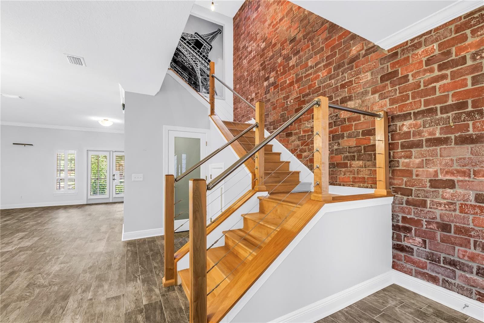 409 Barcelona Drive photo 06