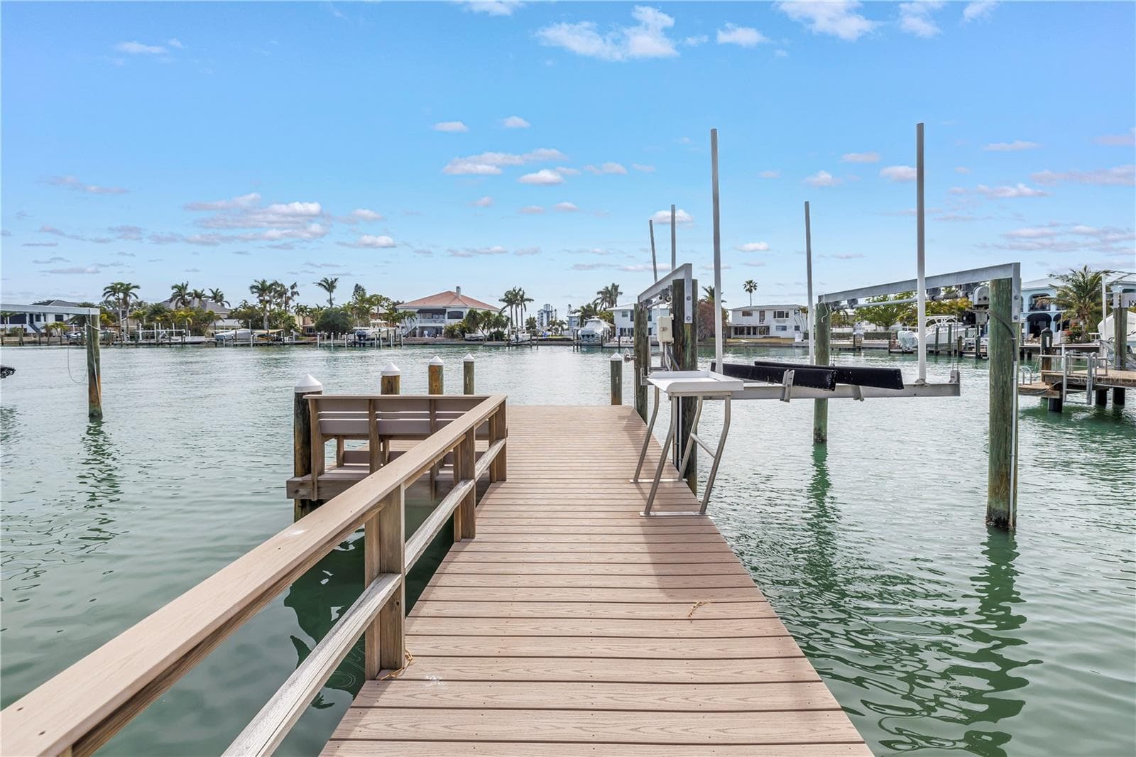 10128 Yacht Club Drive photo 04