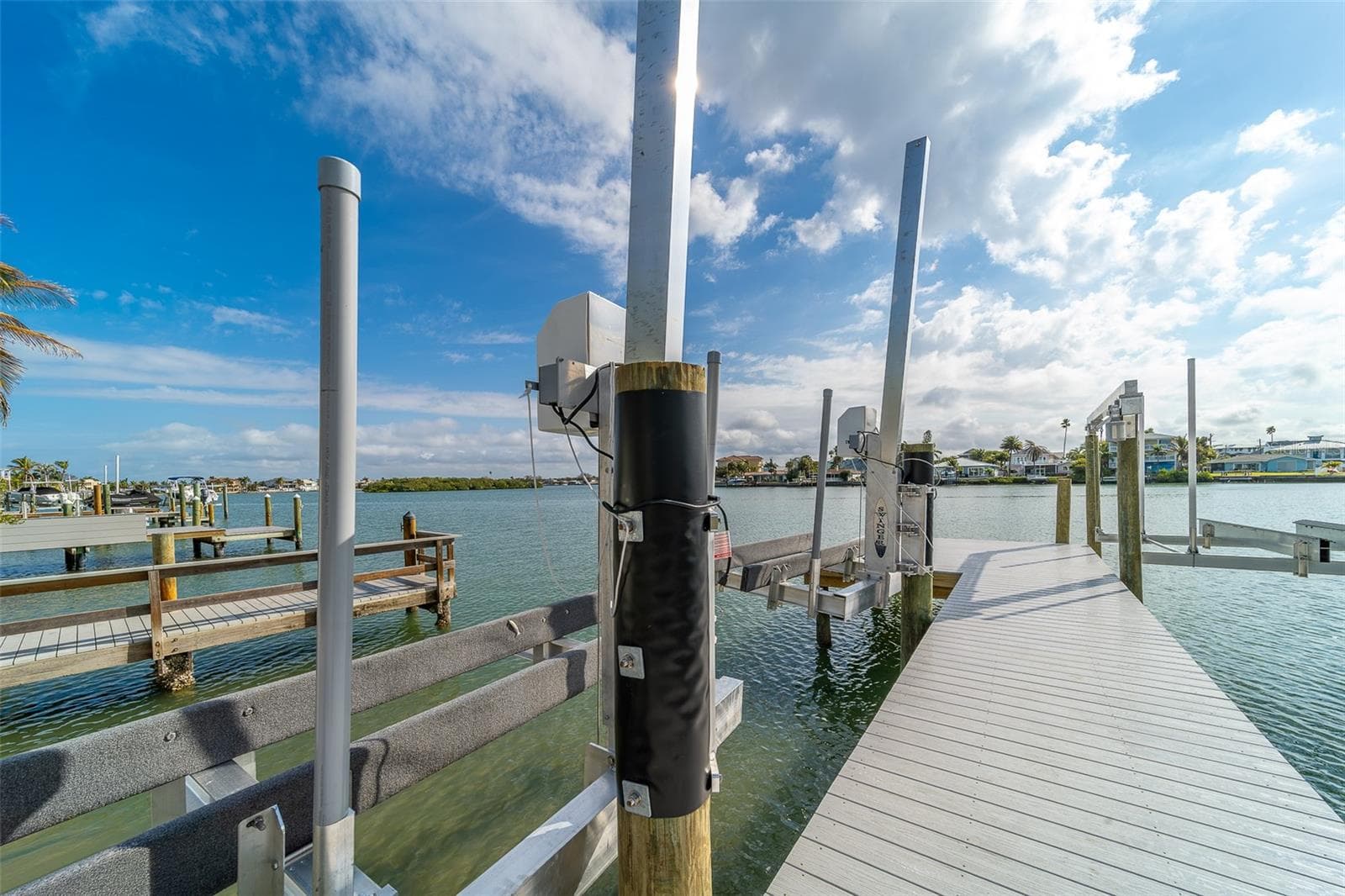 1217 Bay Shore Boulevard photo 06