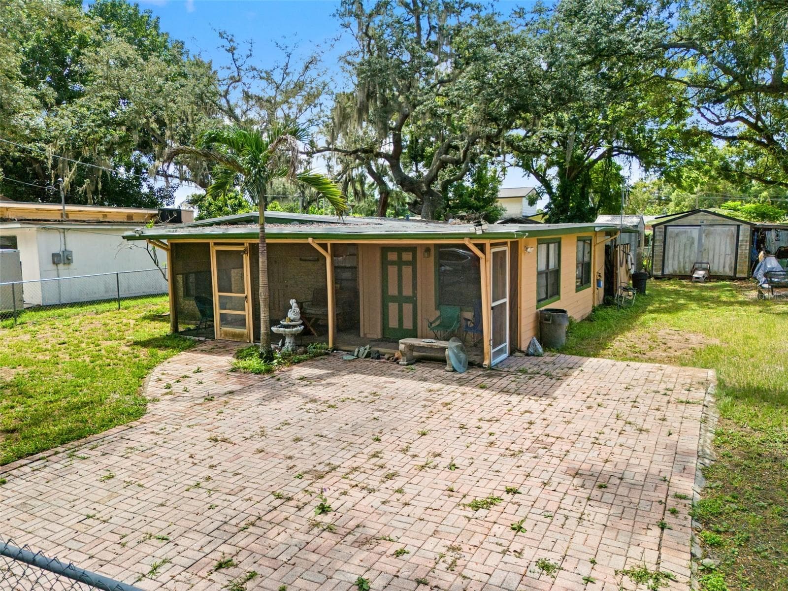 133 E 145th Avenue photo 05