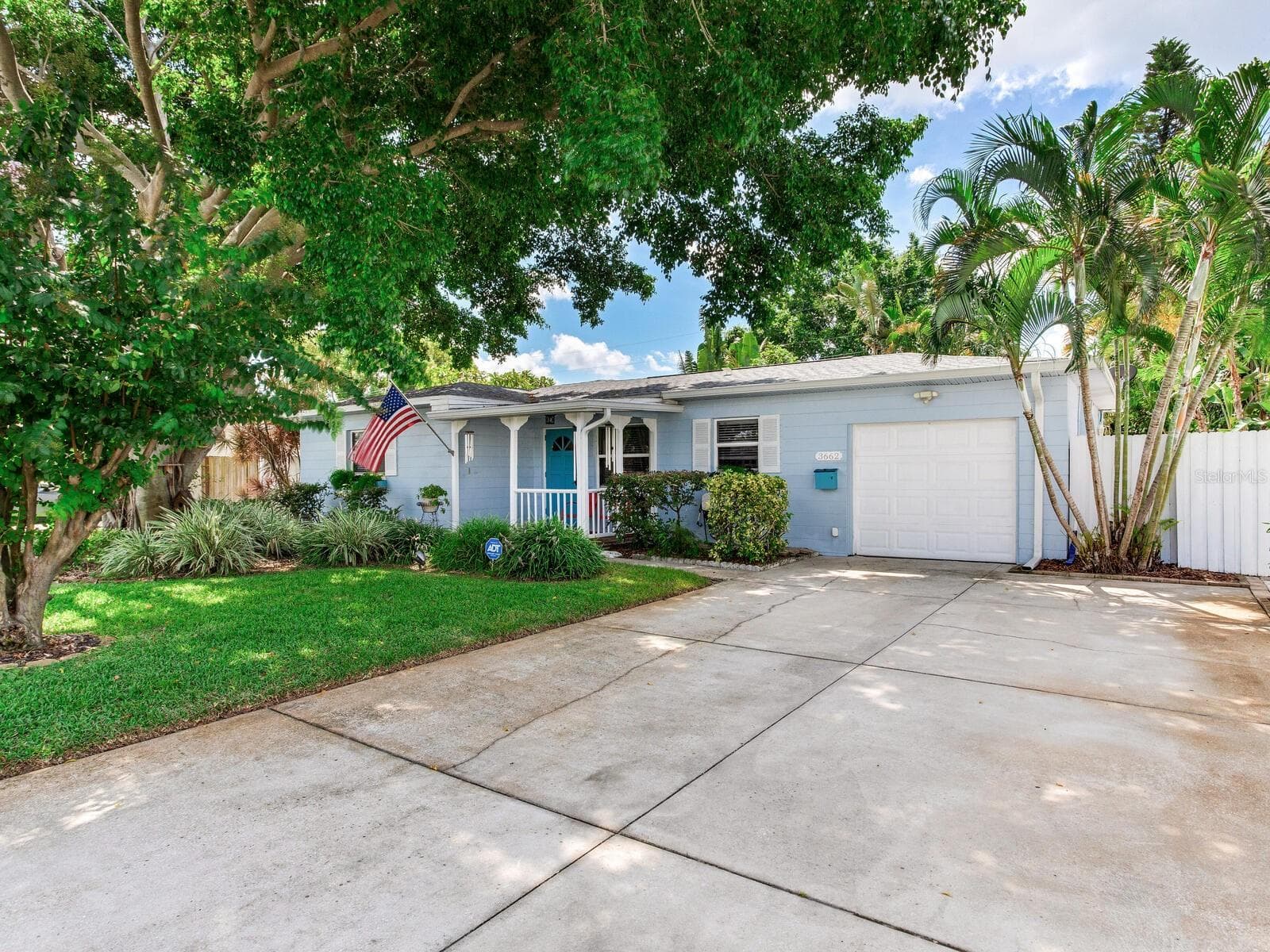 3662 24th Avenue N photo 03