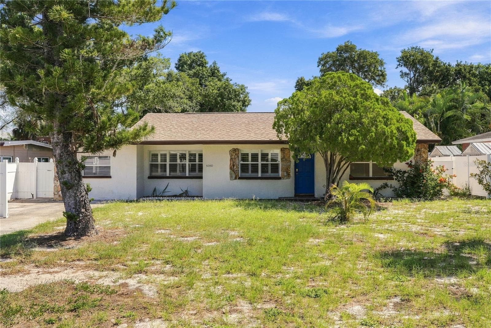 5030 Aragon Way S photo 02