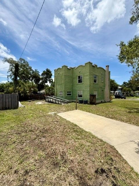 2314 Trelain Drive S photo 05