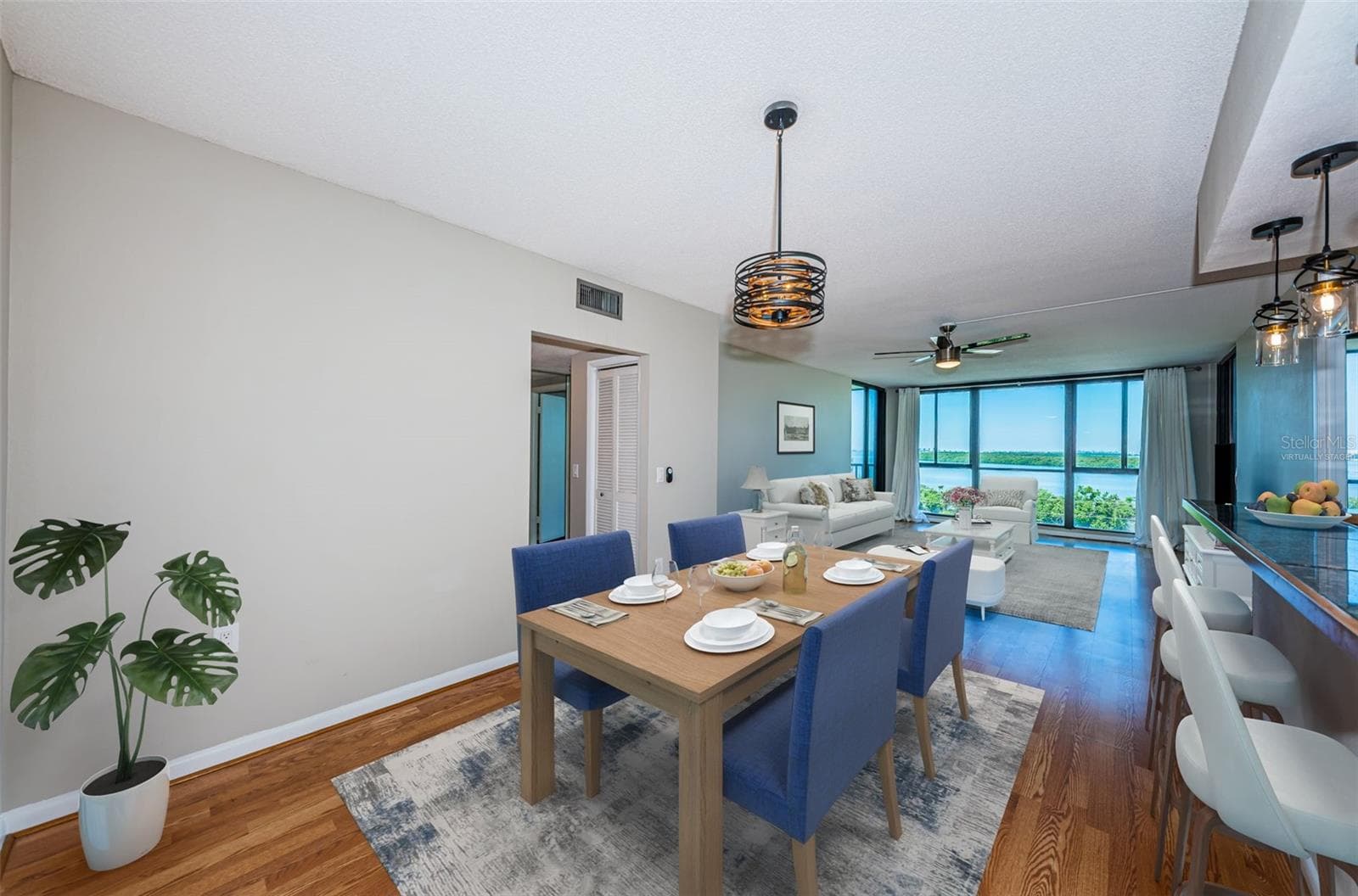 7100 Sunshine Skyway Lane S 608 photo 03