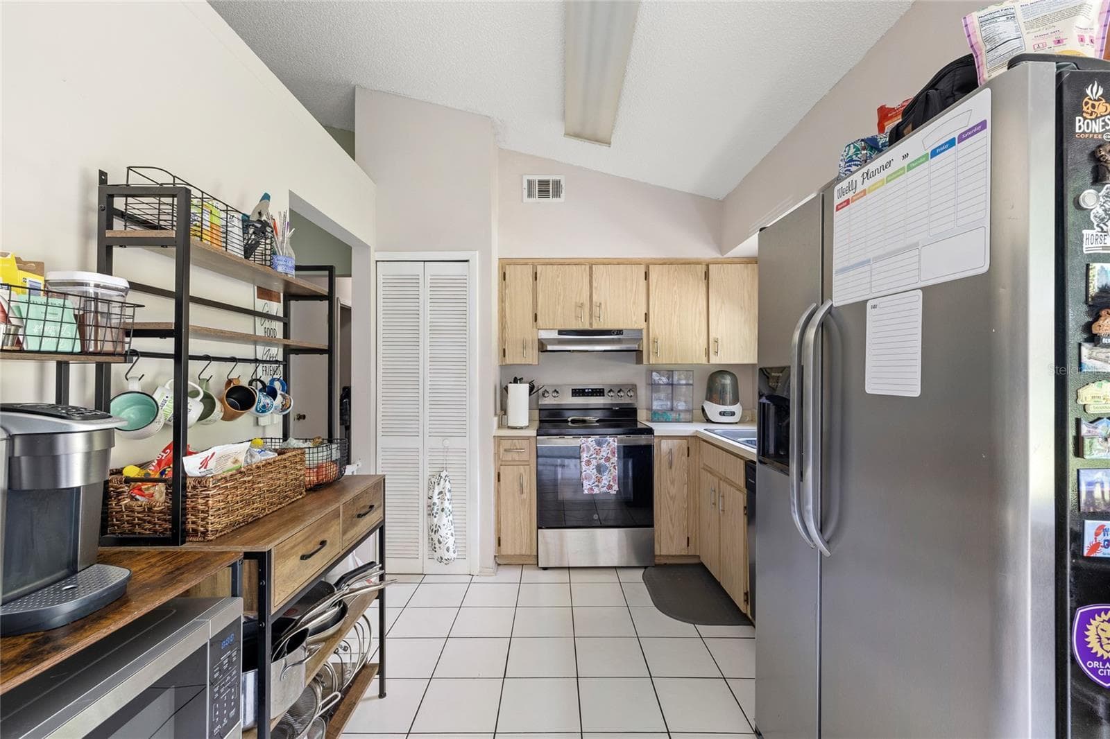 7805 Hyacinth Drive photo 05