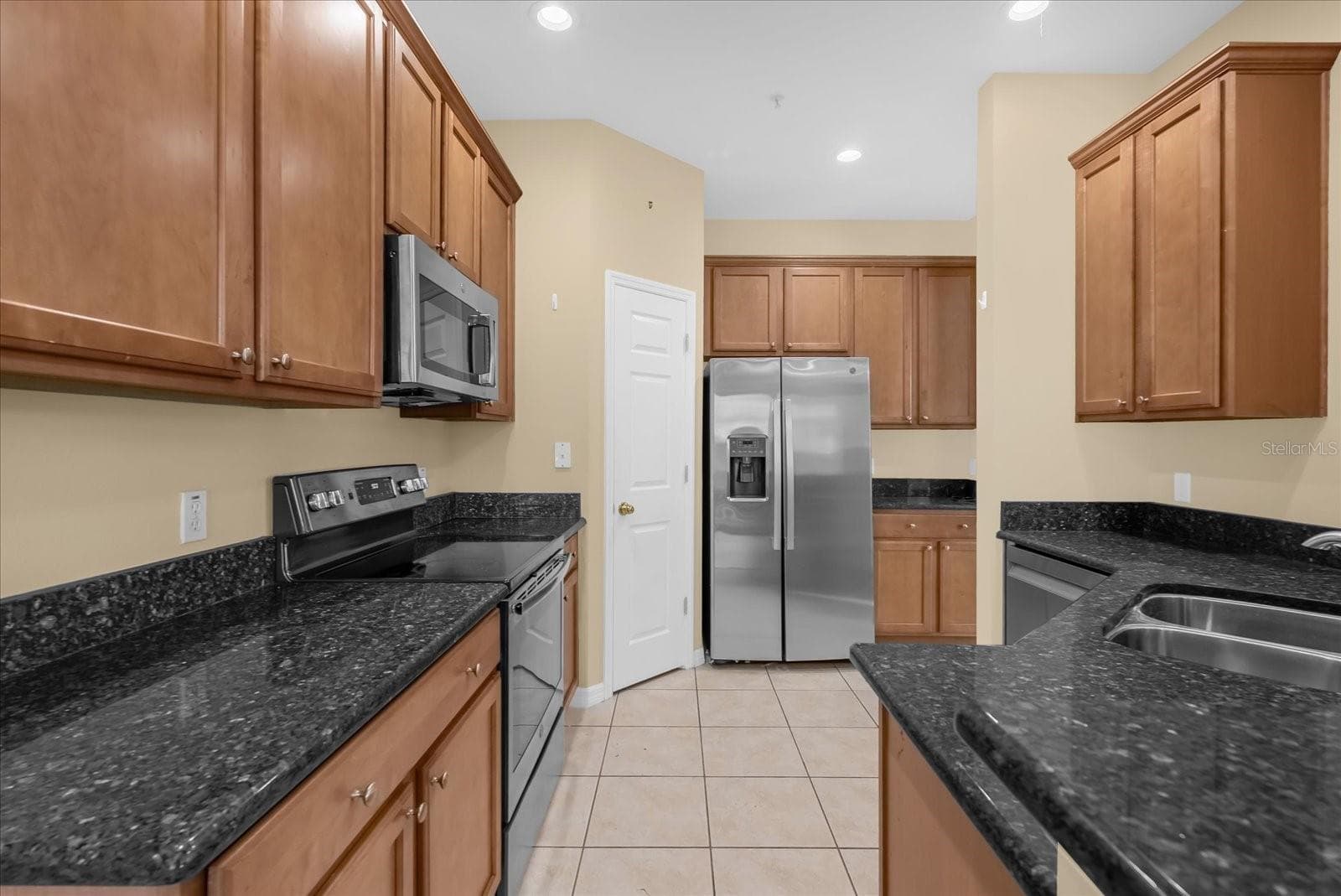 910 Ashworth Overlook Drive A photo 06