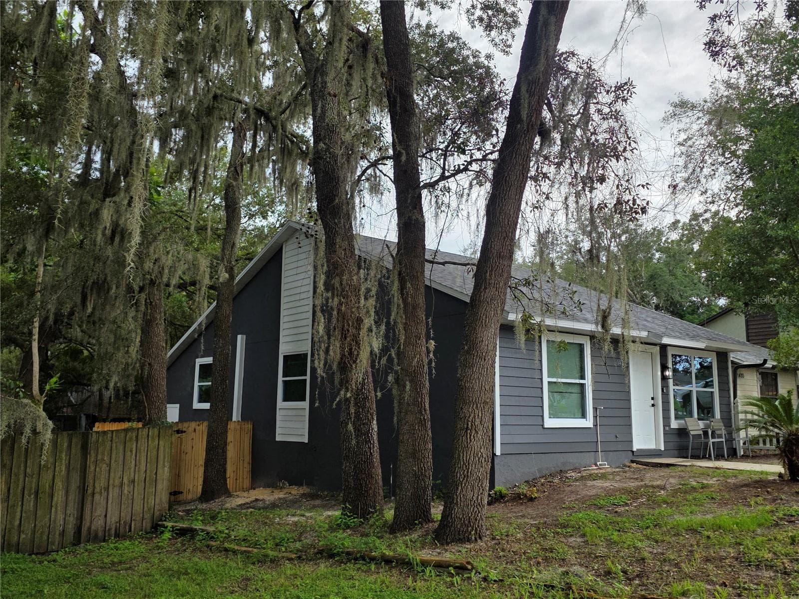 1422 Plymouth Avenue photo 05
