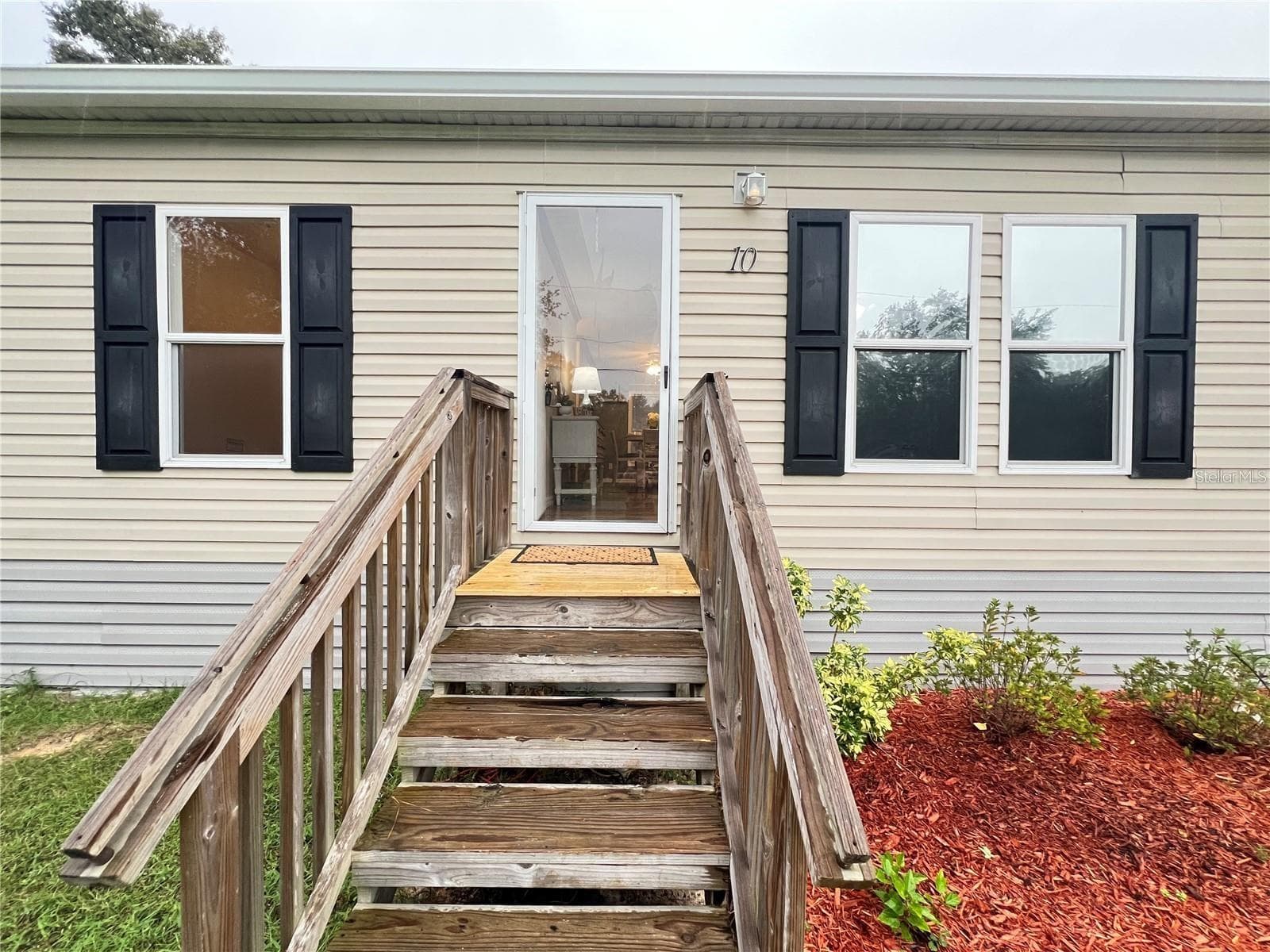 10 SE 69th Avenue photo 03