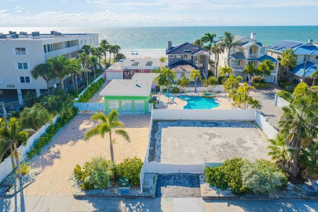 1512 Gulf Boulevard photo 05