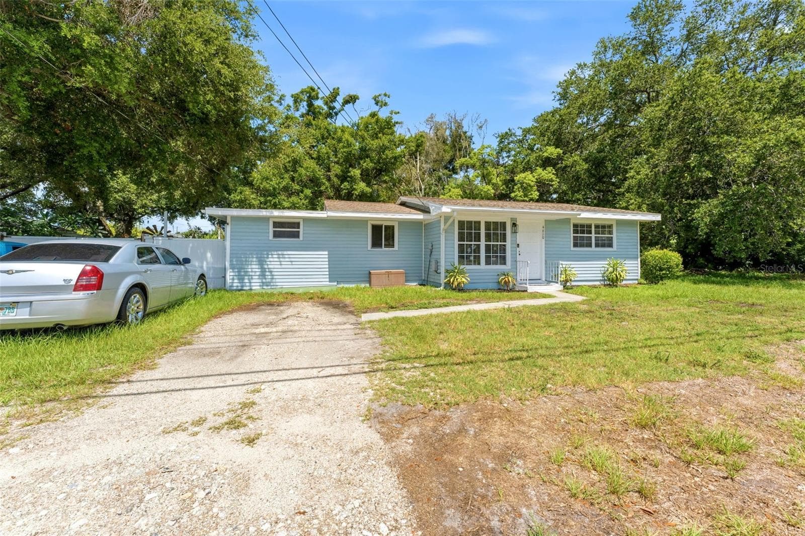 4610 71st Street N photo 02
