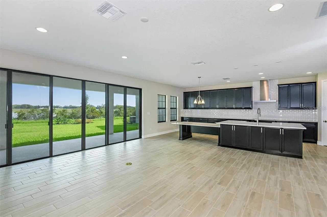 12736 Bergstrom Bay Drive photo 02