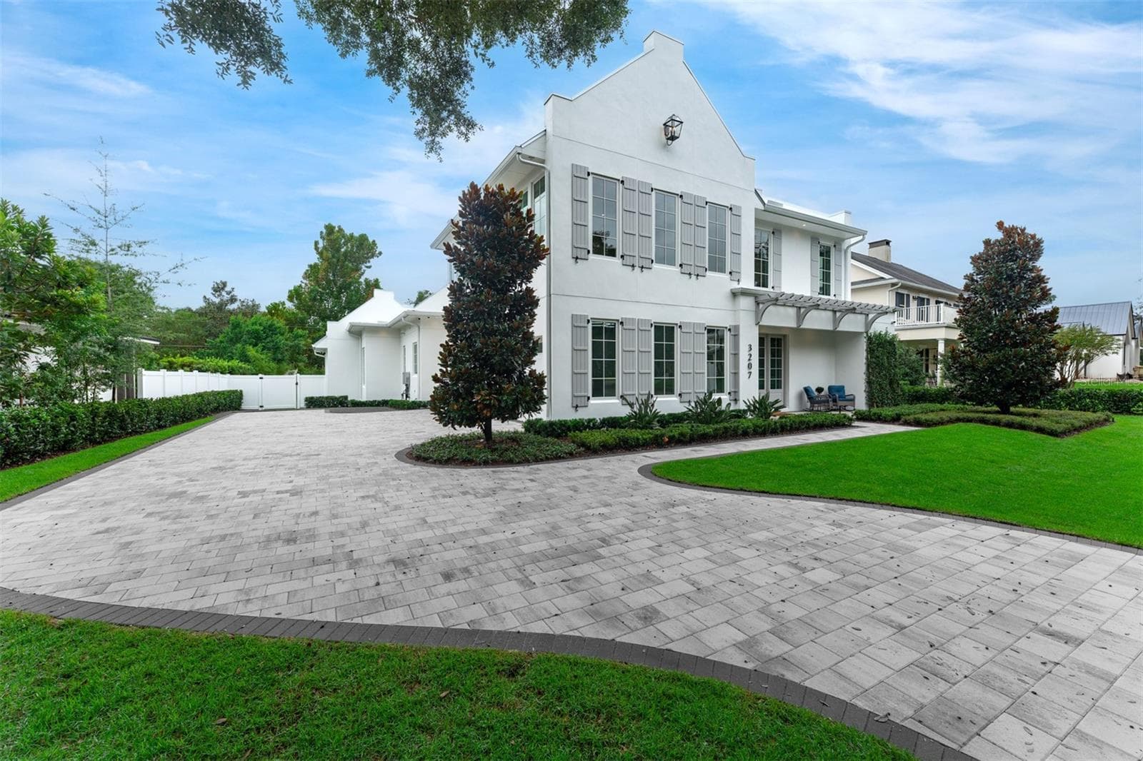 3207 Middlesex Road photo 02
