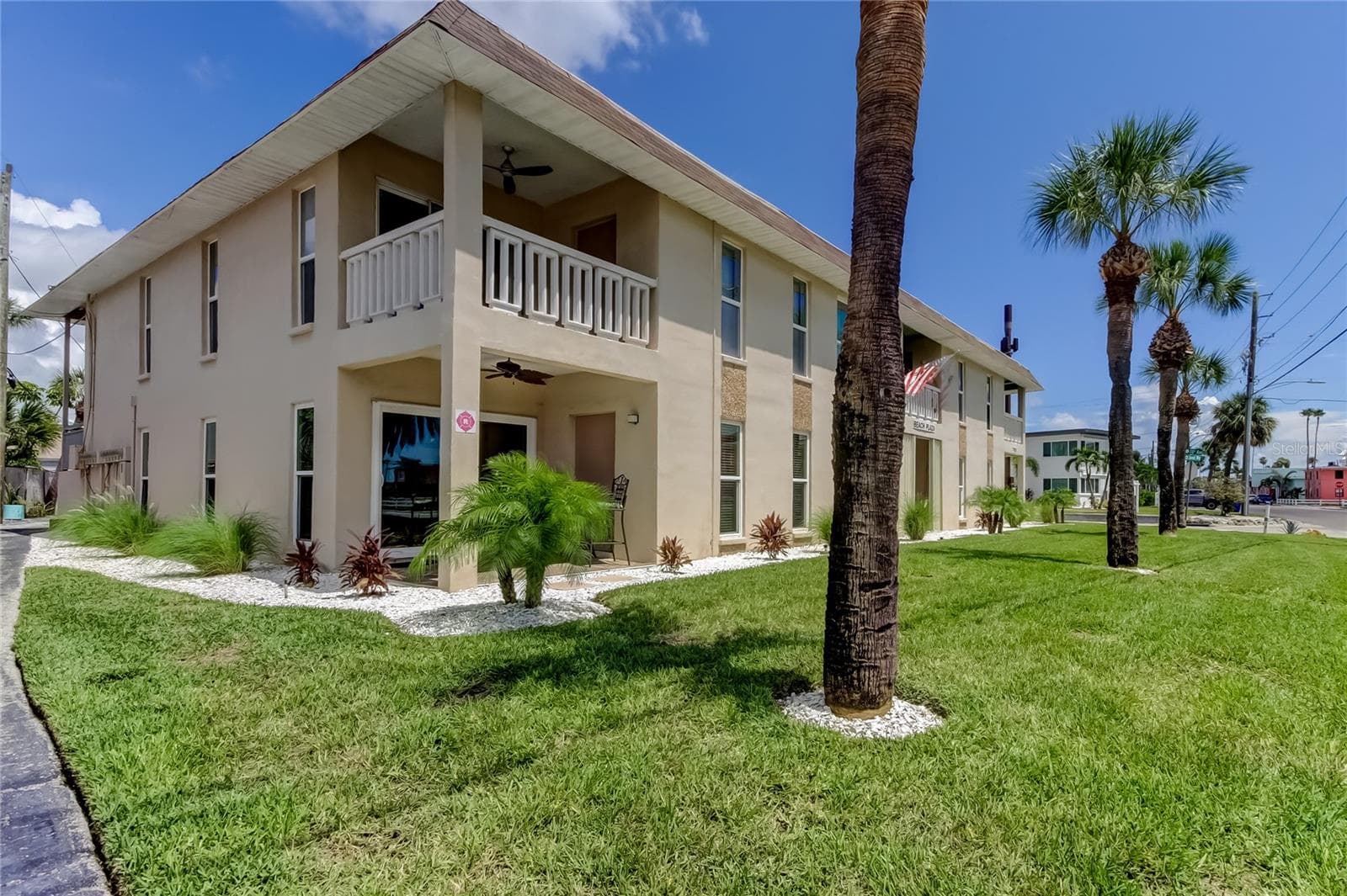 7003 Sunset Way 1
