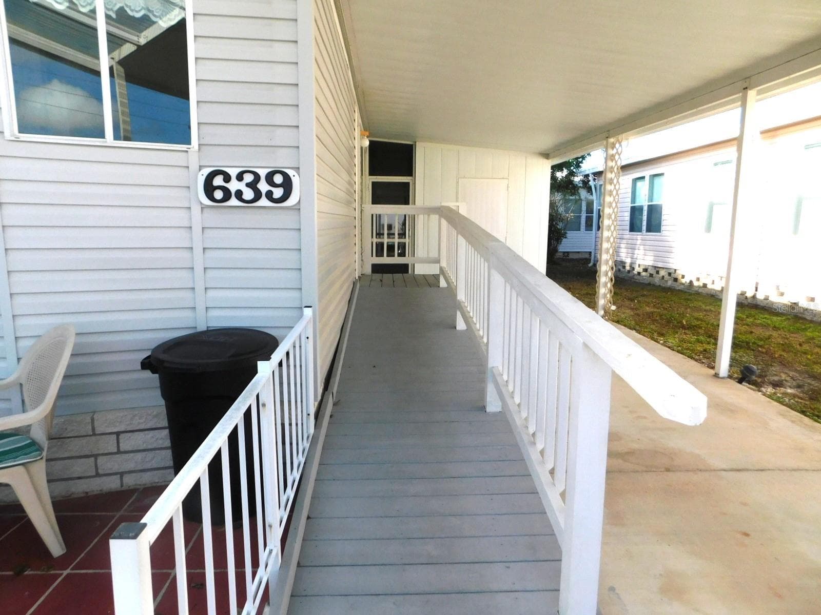 1001 Starkey Road 639 photo 04