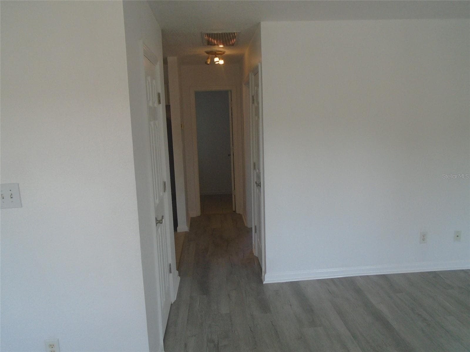 3889 Pompano Drive SE D photo 05