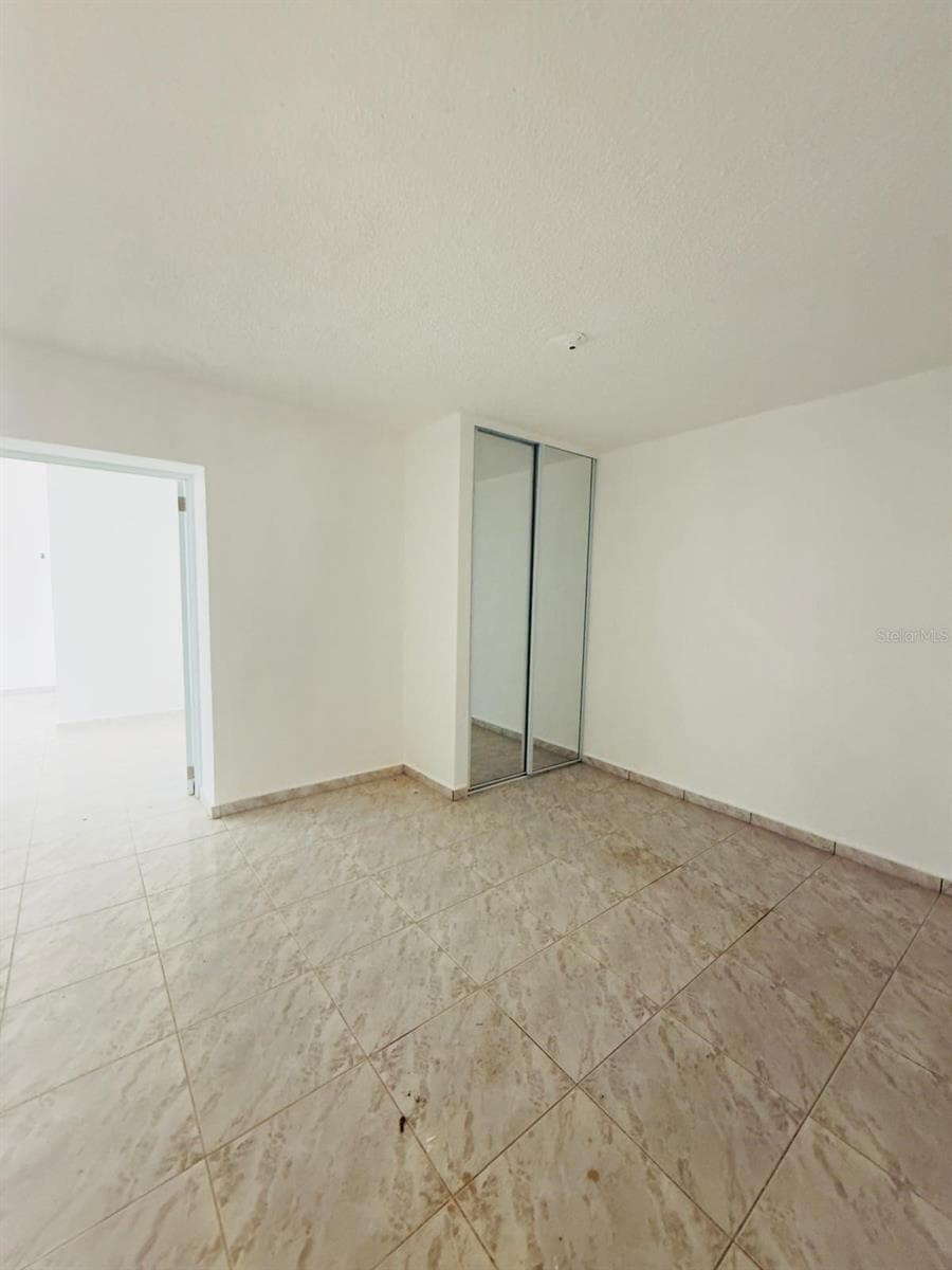 763 San Salvador photo 02