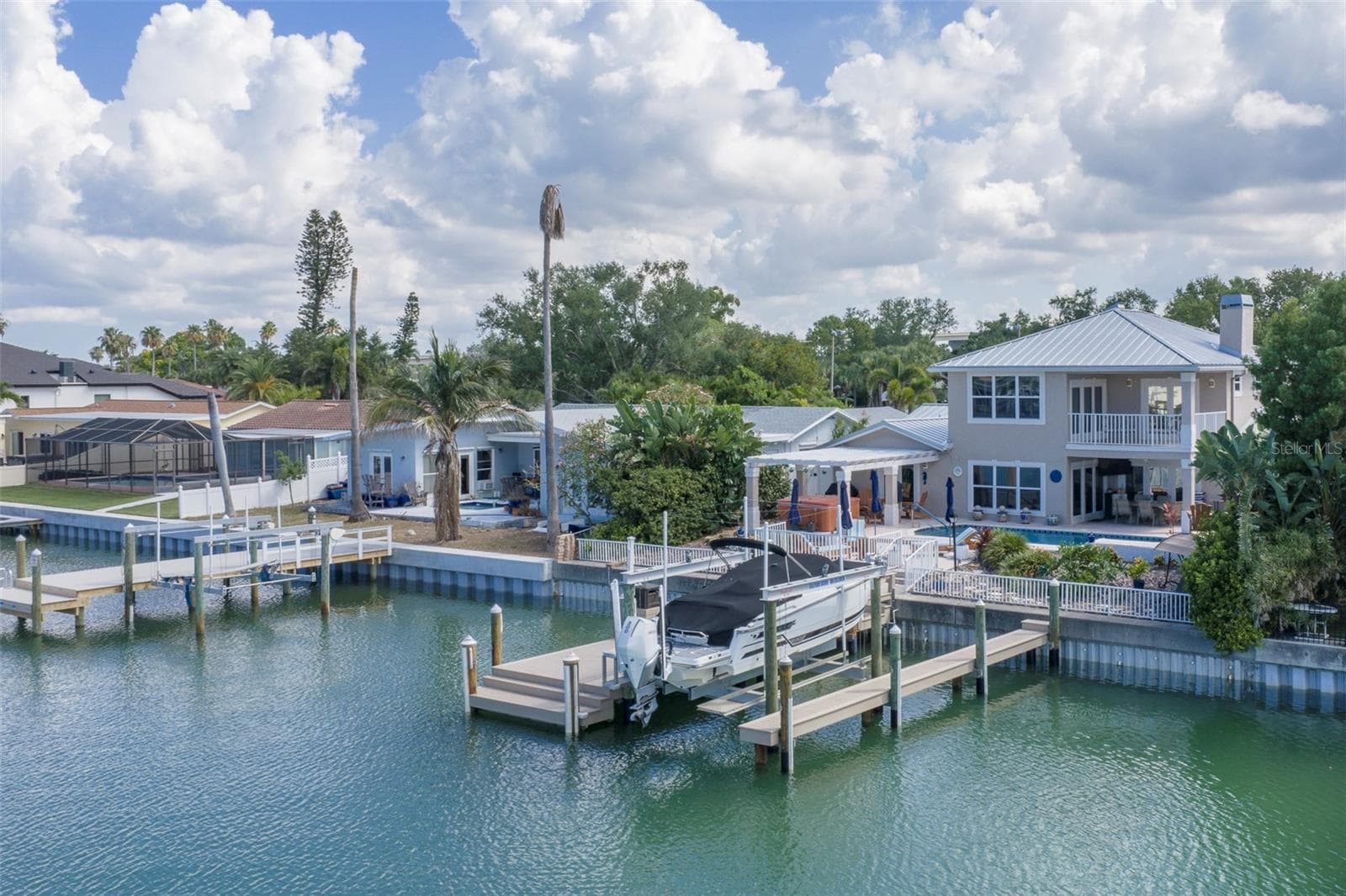 311 S Isle Drive photo 05