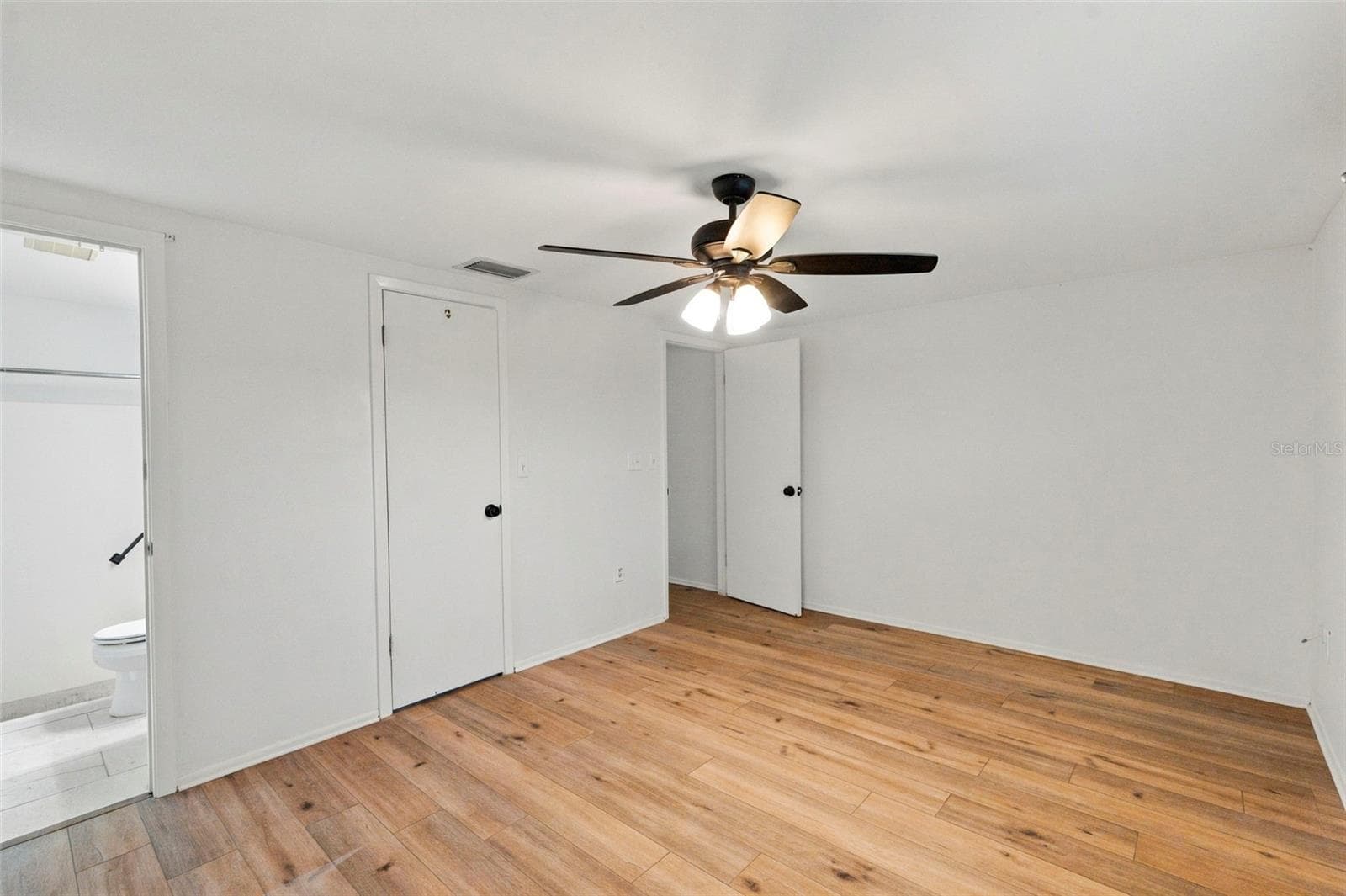 3930 Sail Drive photo 07