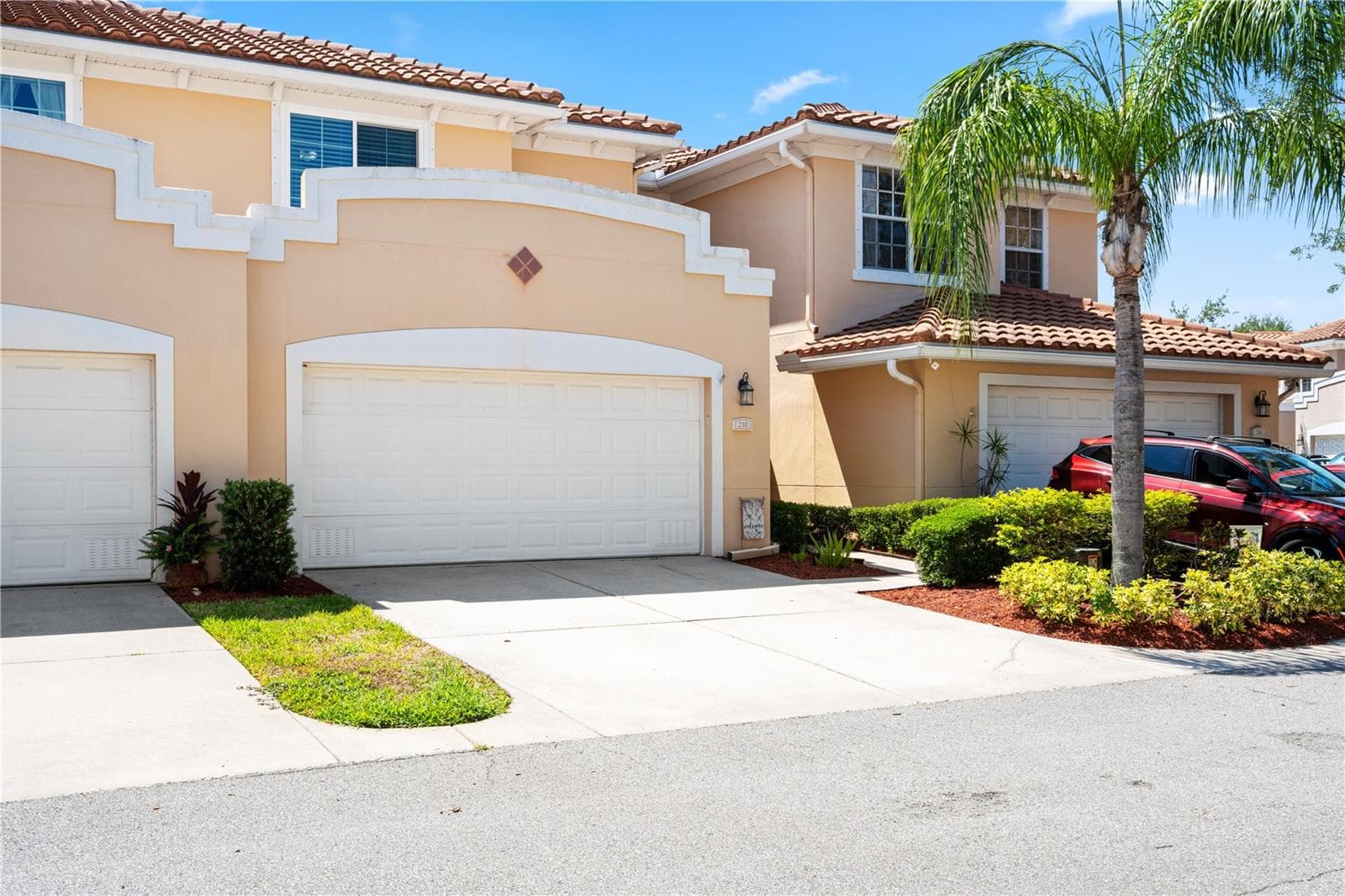 210 Valencia Circle