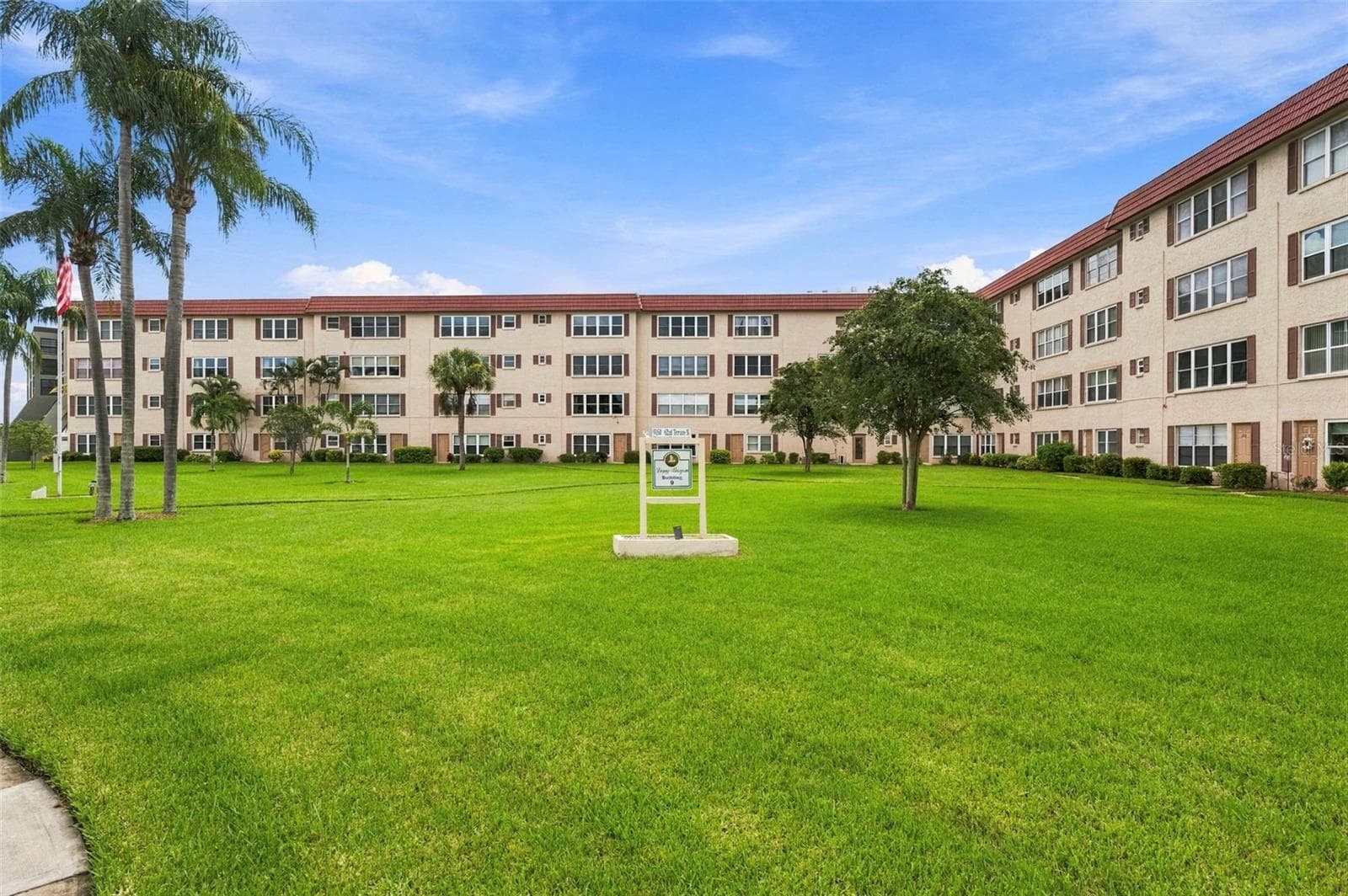 9950 62nd Terrace N 408