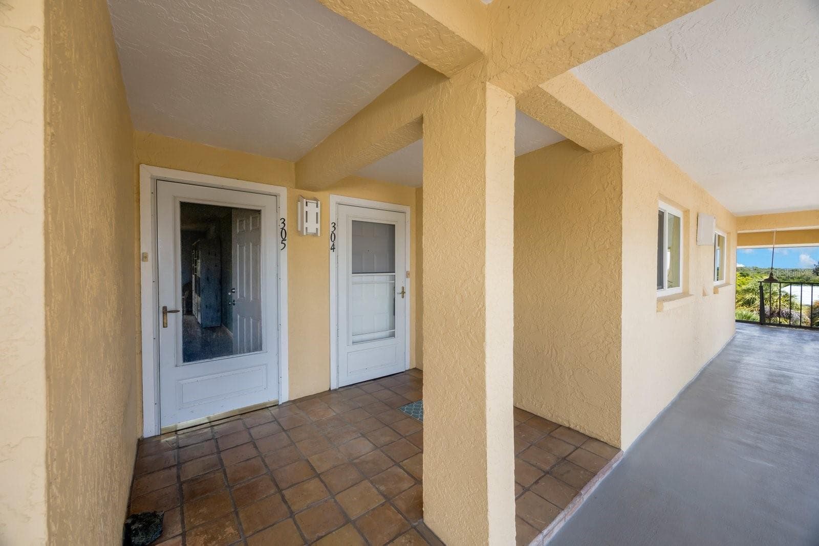 1125 Pinellas Bayway S 305 photo 02