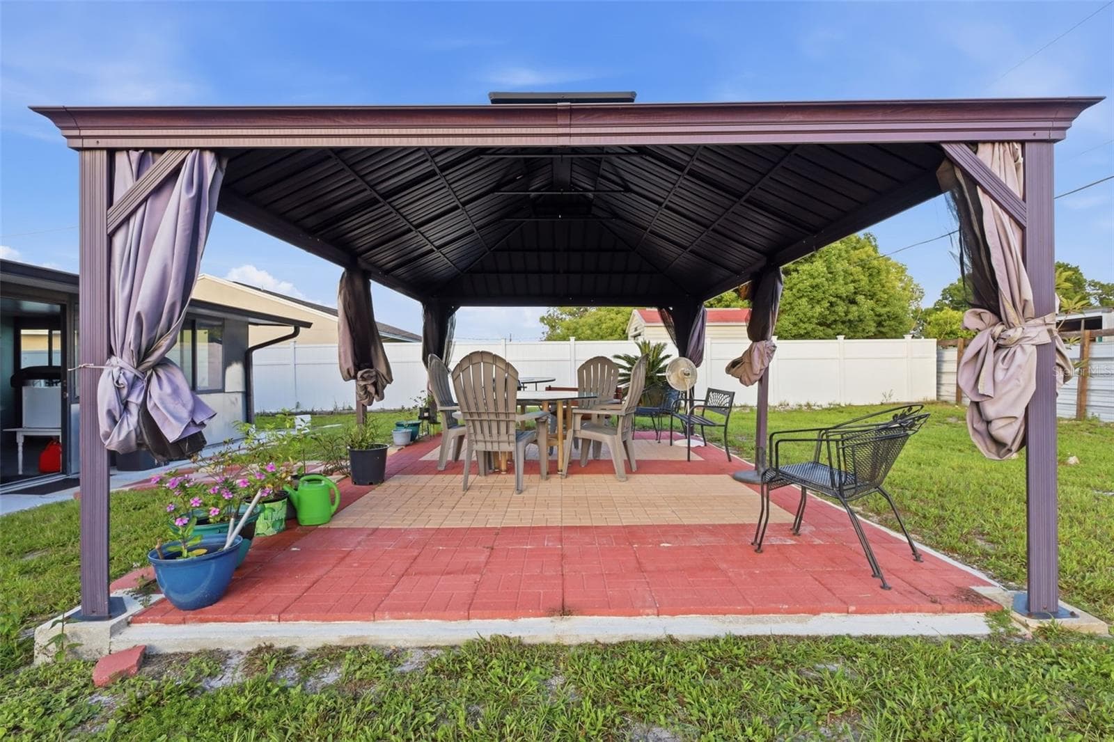 2287 Belen Drive photo 02