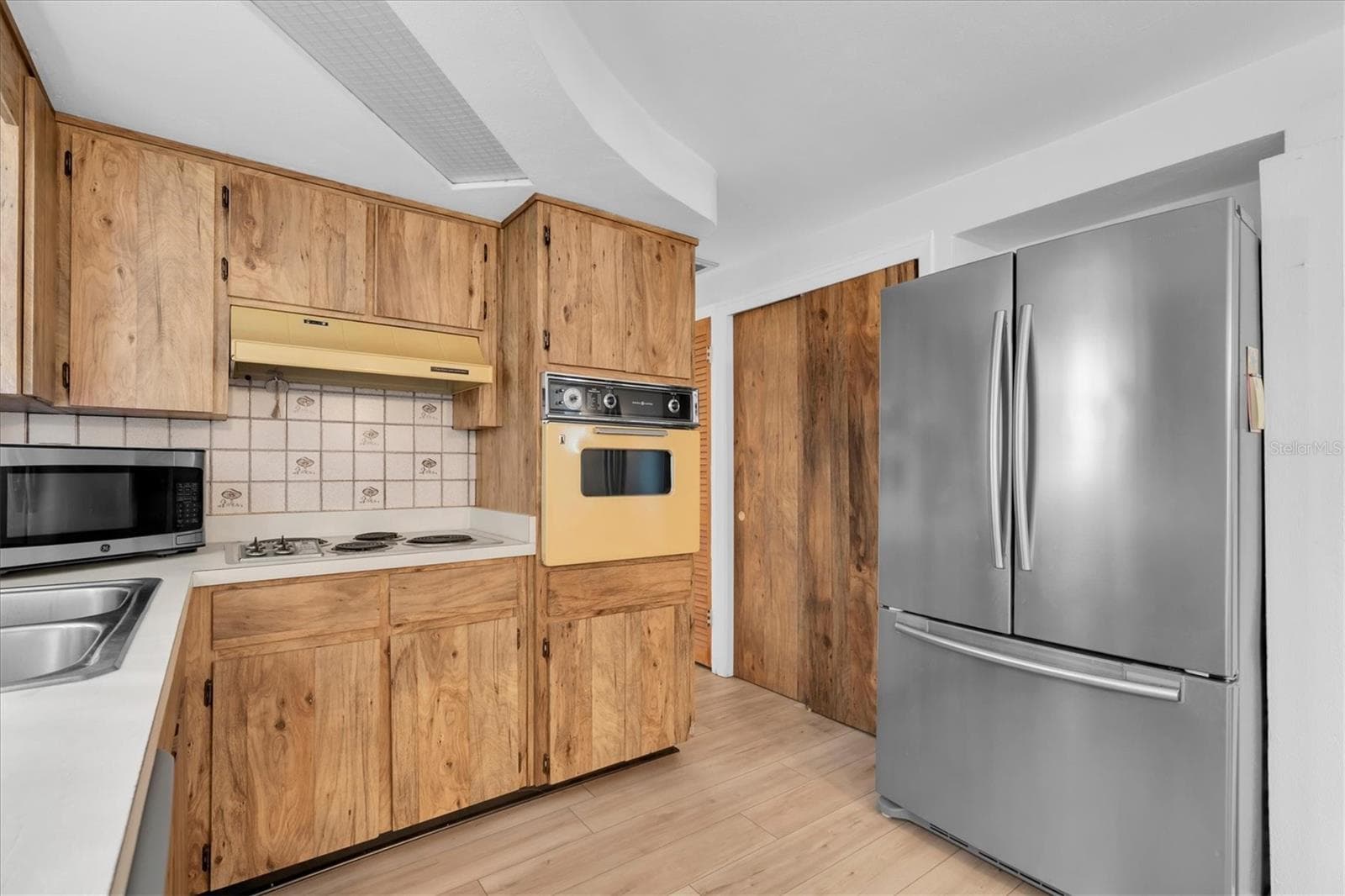 4223 Moog Road photo 07