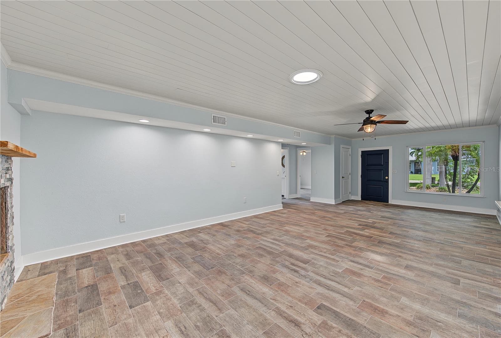 403 Normandy Road photo 07